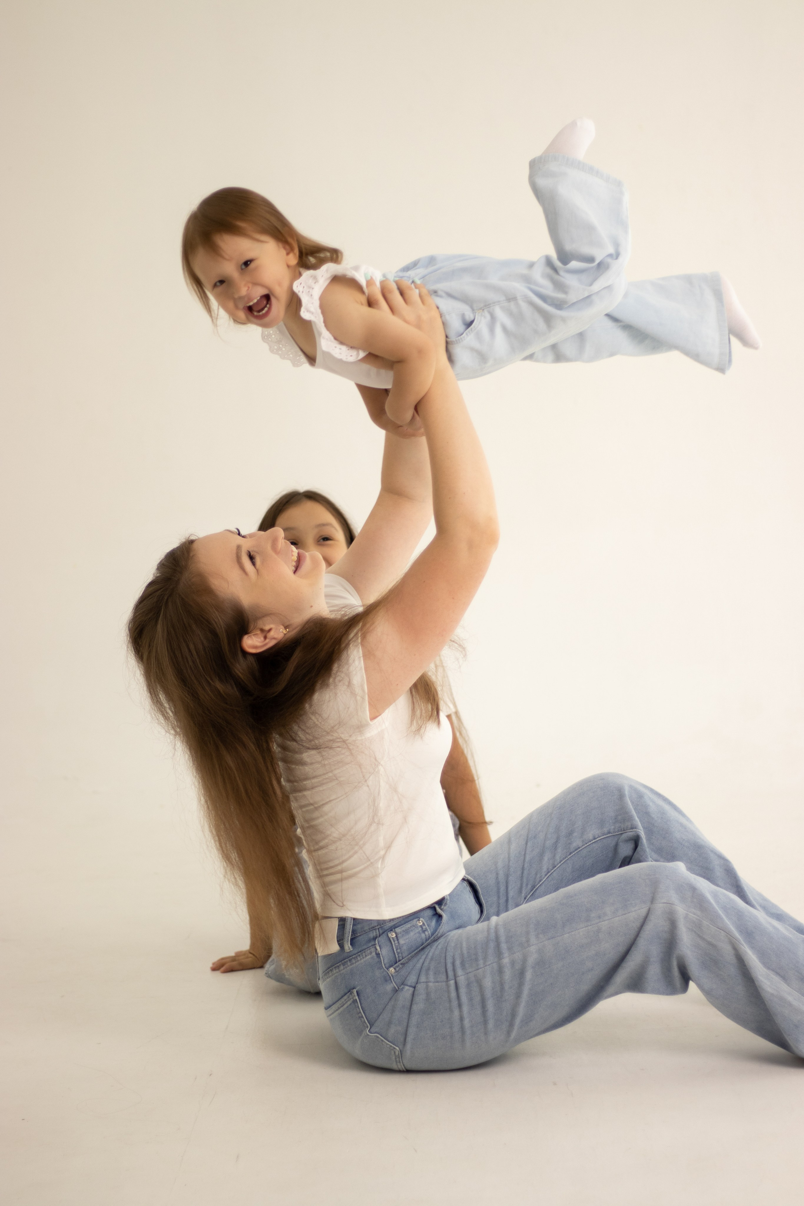 Студийная фотосессия. Фотограф в Астане, индивидуальная, семейная, домашняя фотосессия