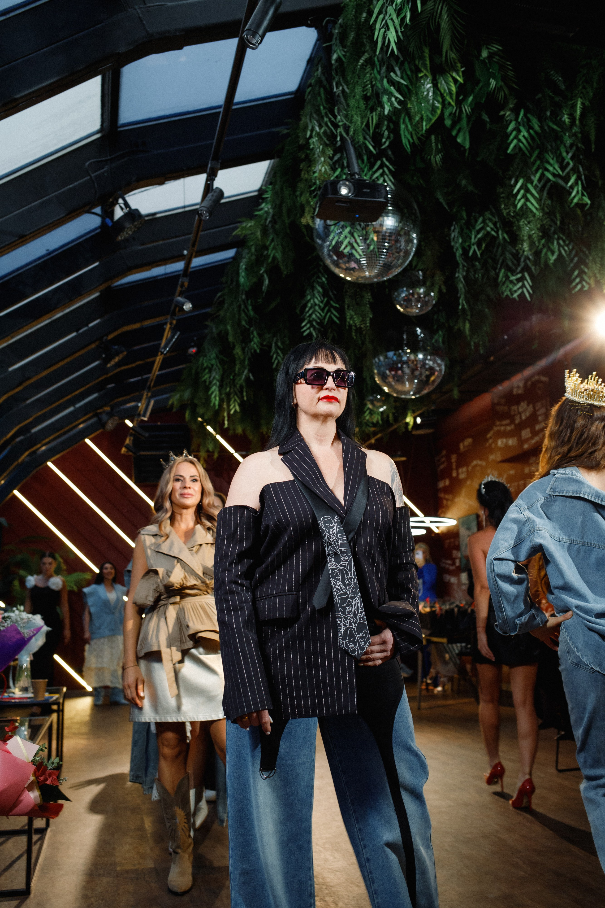 QUEEN KHV [12 ЛЕТ]. СВОИ. ФОТООТЧЕТЫ-СОБЫТИЯ-МЕСТА