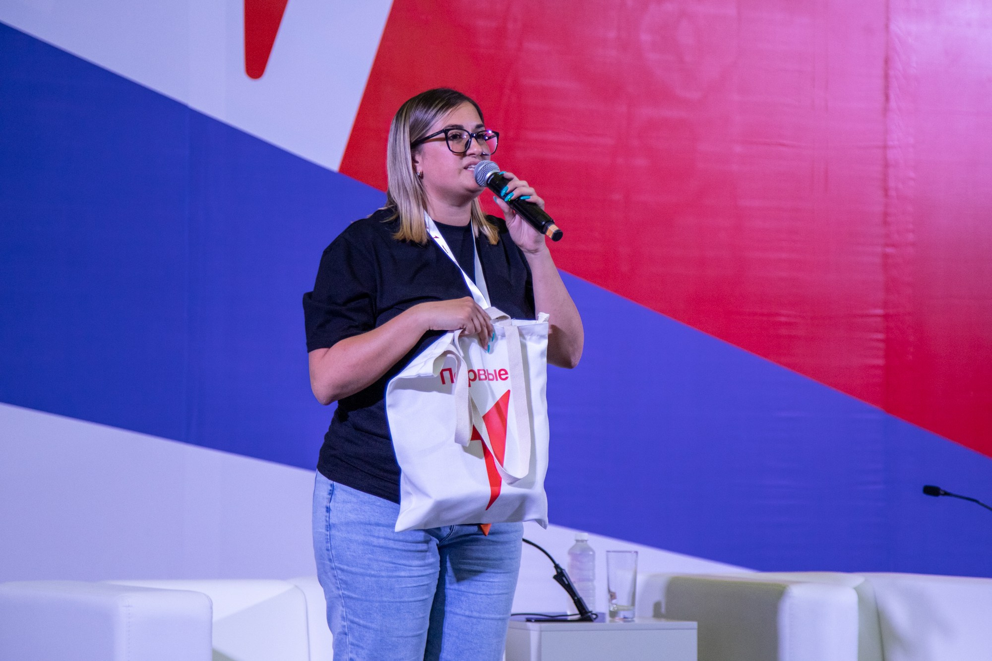 Первый фестиваль Движения Первых в Краснодаре. Репортажный, промышленный и маркетплейс-фотограф Дмитрий Чернат