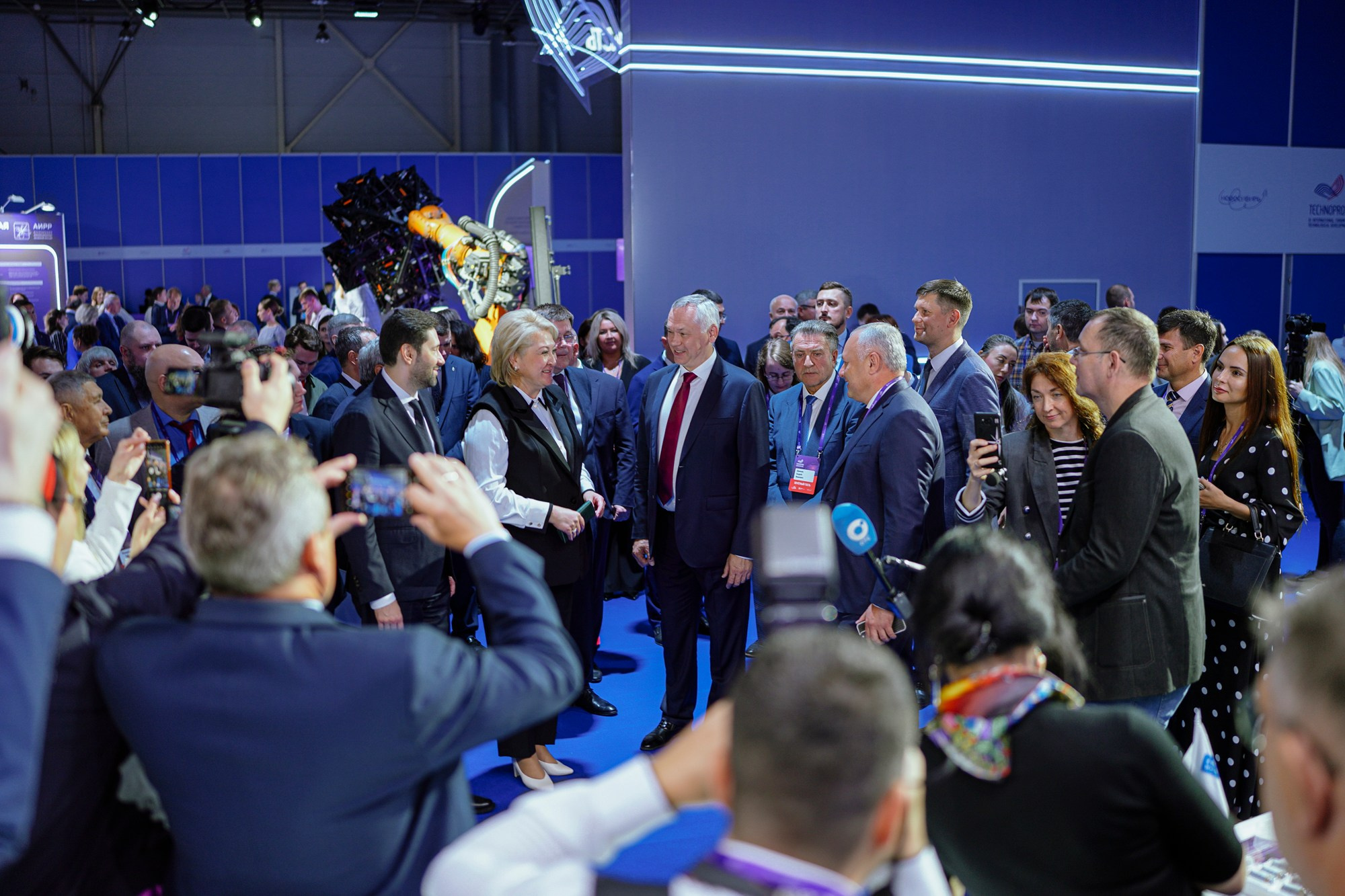 Технопром 2024. #фотокаквкино | Фотографирую людей