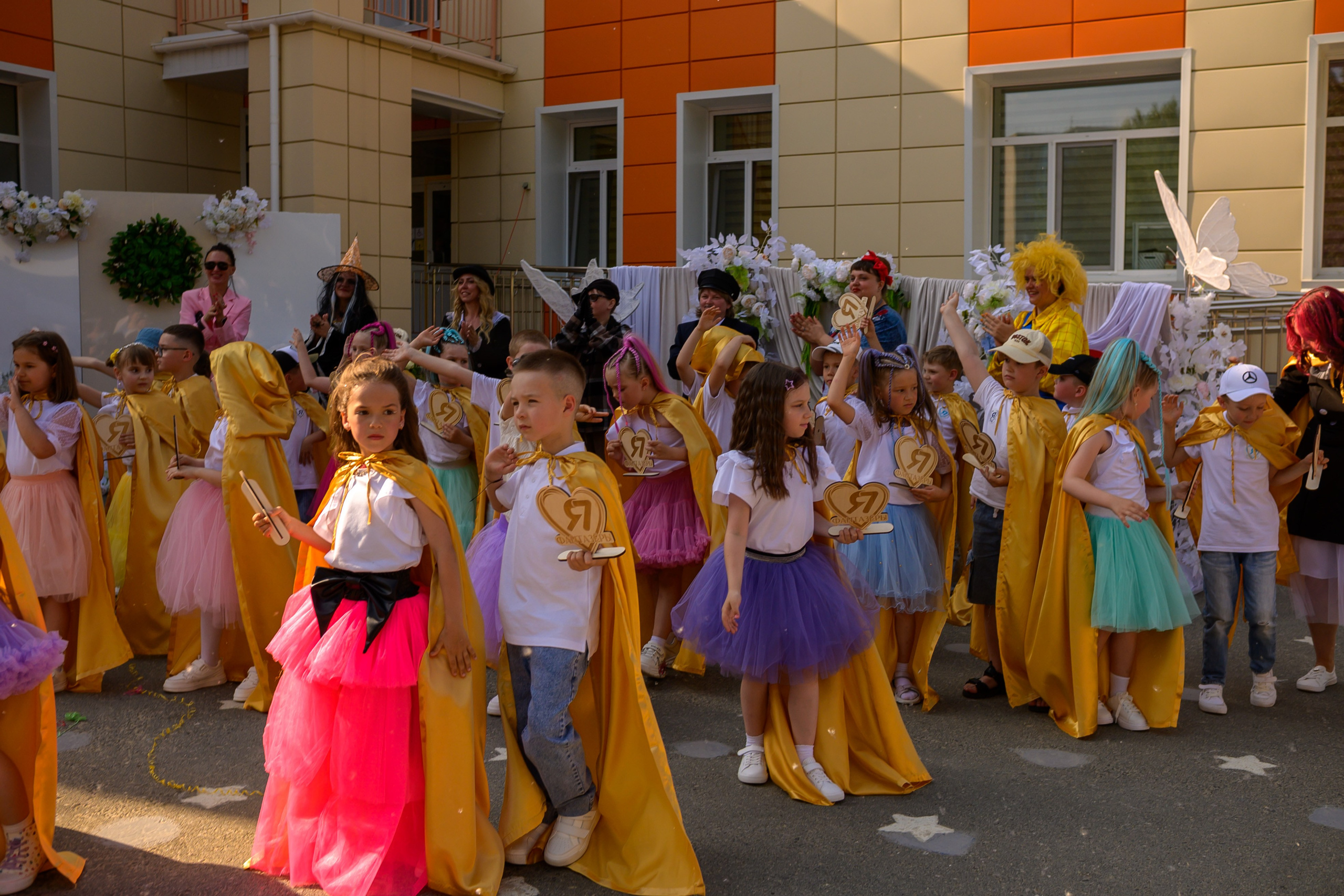 Репортаж выпускного группа «Фантазёры» 3 садик. Фотограф новорожденных, семейный детский в Тюмени Татьяна Морозова