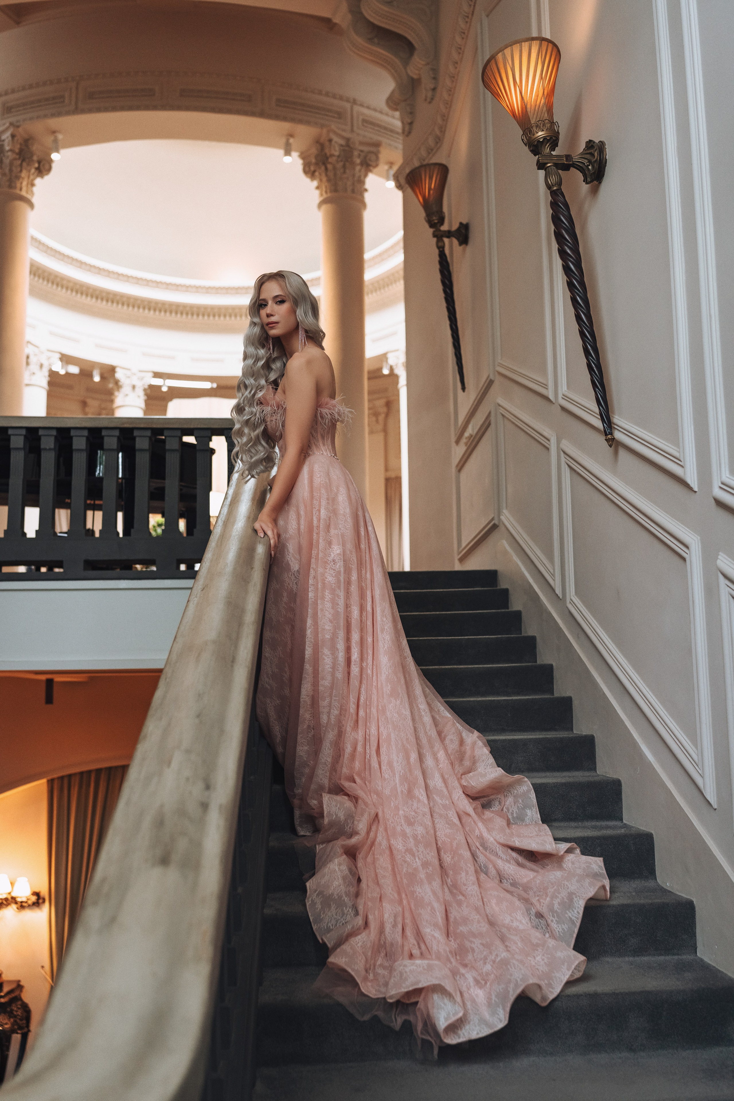 Женский портрет (в интерьере). Свадебный и портретный фотограф в Симферополе и Крыму