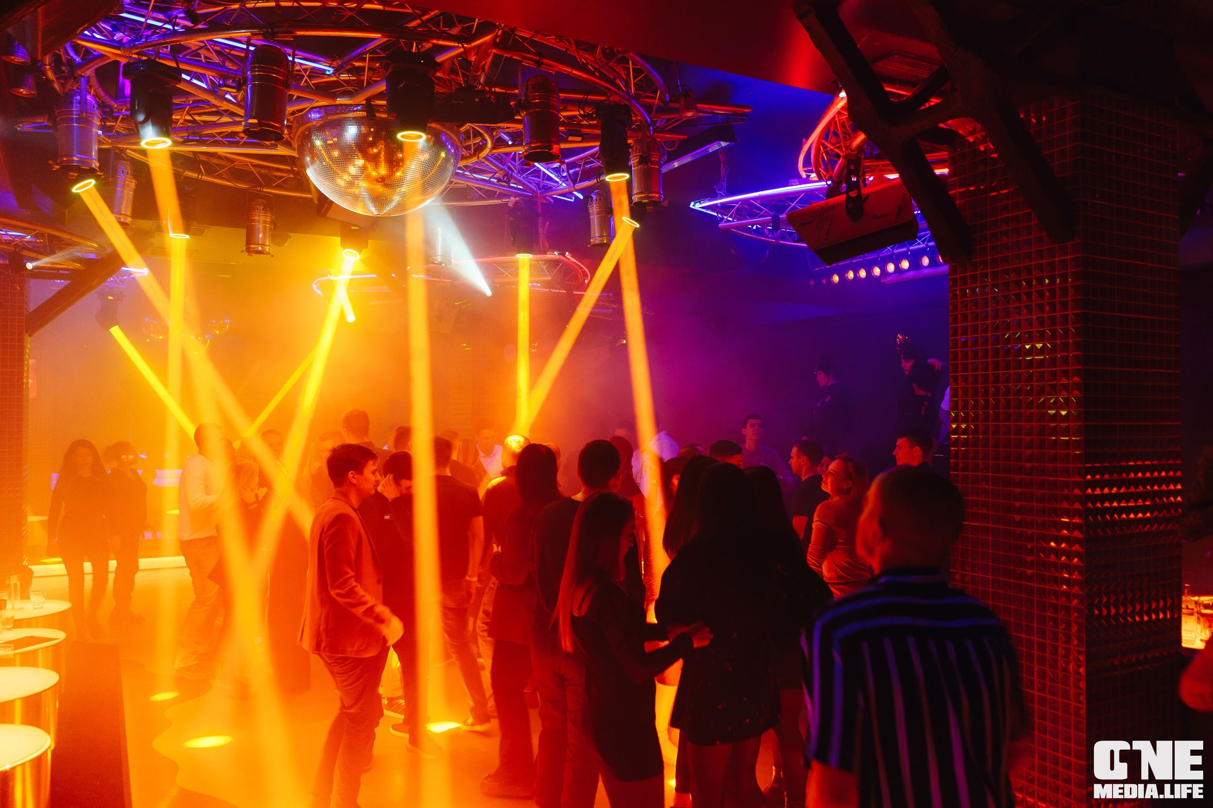 Фоторепортаж из РК Планета. One Media Life: фоторепортажи, фотоотчеты с мероприятий и заведений
