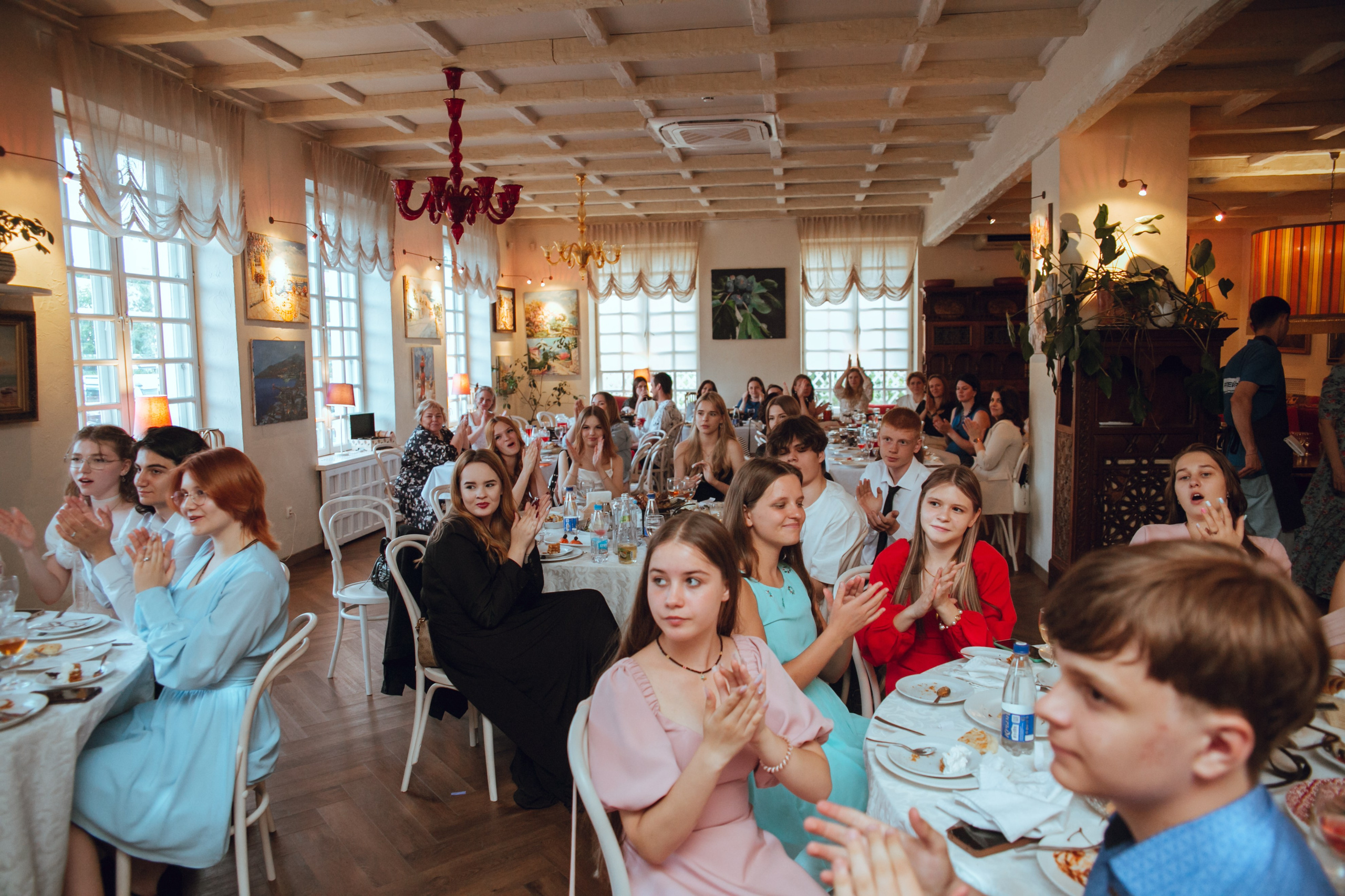 Выпускной в Пушкине — 9 класс. Портретный и репортажный фотограф в Санкт-Петербурге Елизавета Я