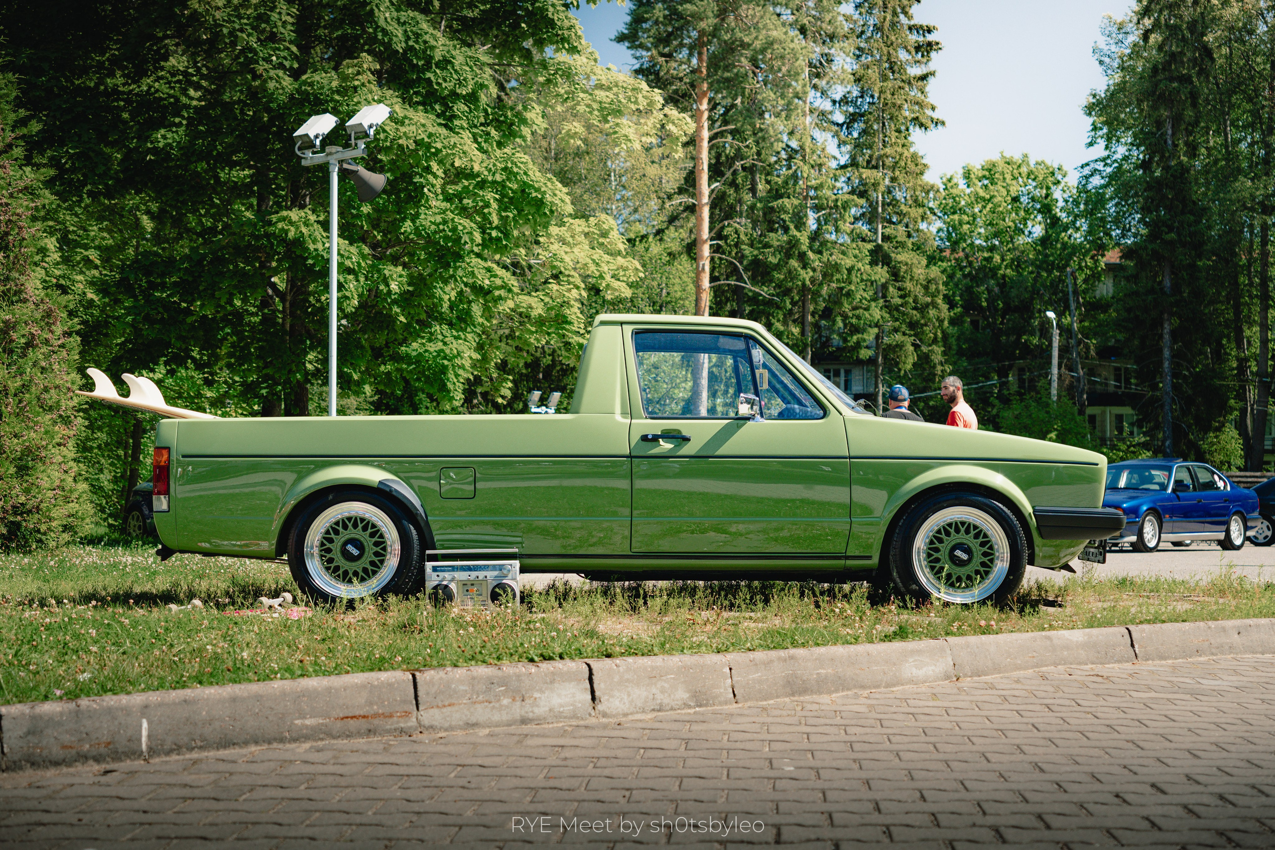 Масштабный летний фестиваль RYE Meet — встреча клуба любителей автомобилей старше 25-лет. Автомобильный фотограф Антон Цырулев