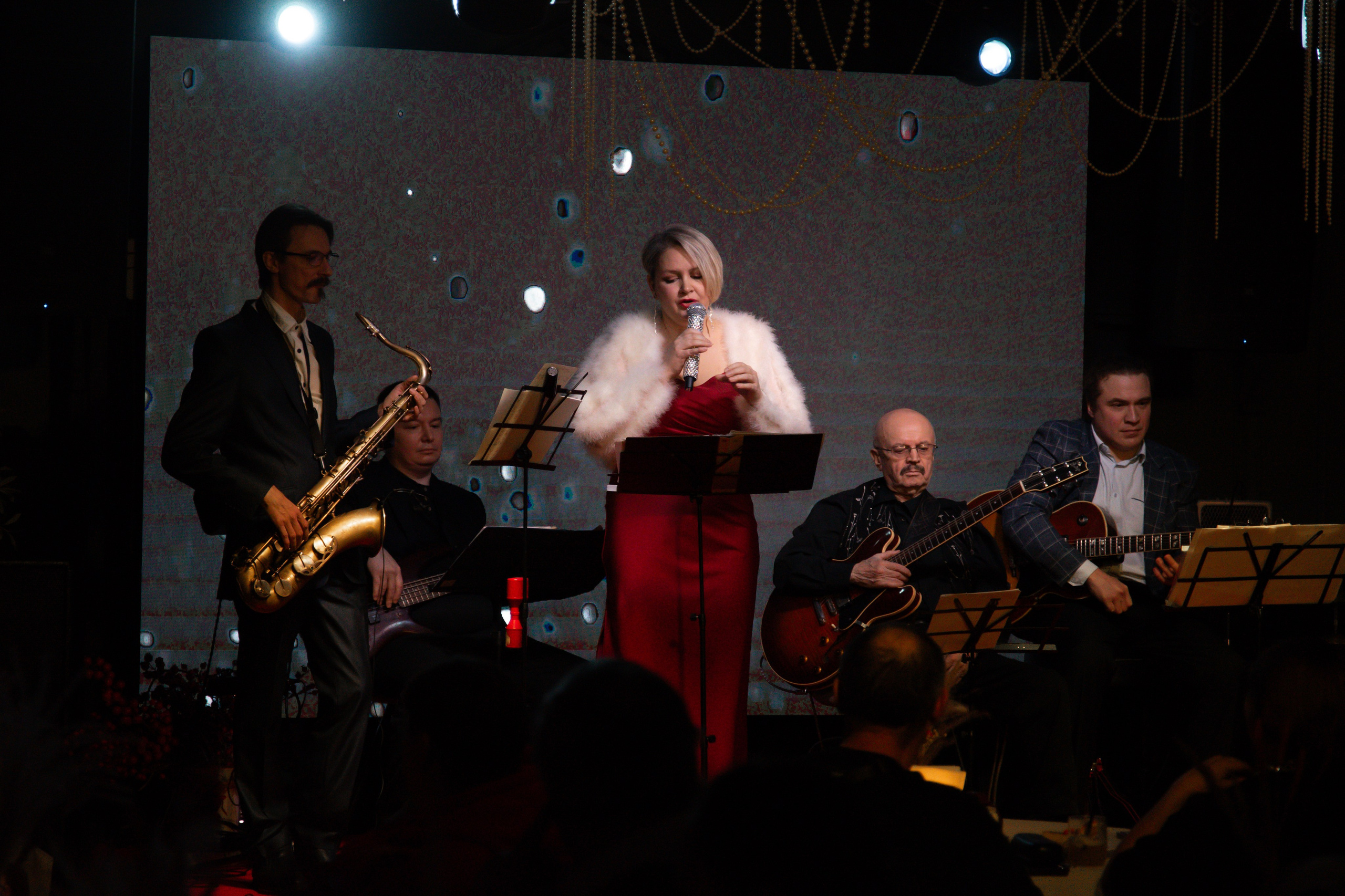 Джазовый концерт «Рождественское чудо». Фотограф в Ижевске. Репортажи, спорт, индивидуальные фотосессии