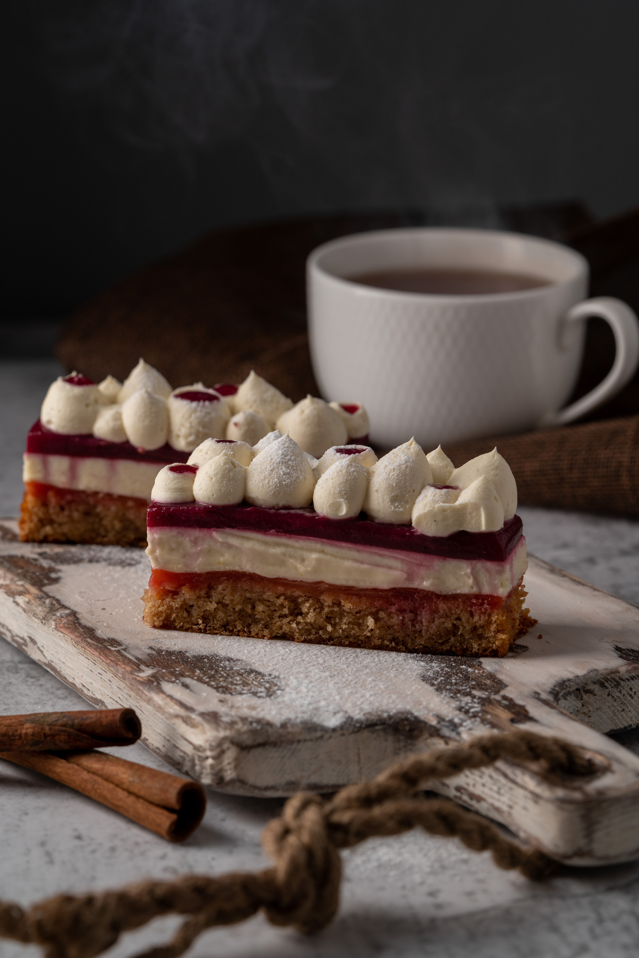 Съёмка различных видов пирожных. Предметный фотограф. Ростов-на-Дону. Марина Беликова