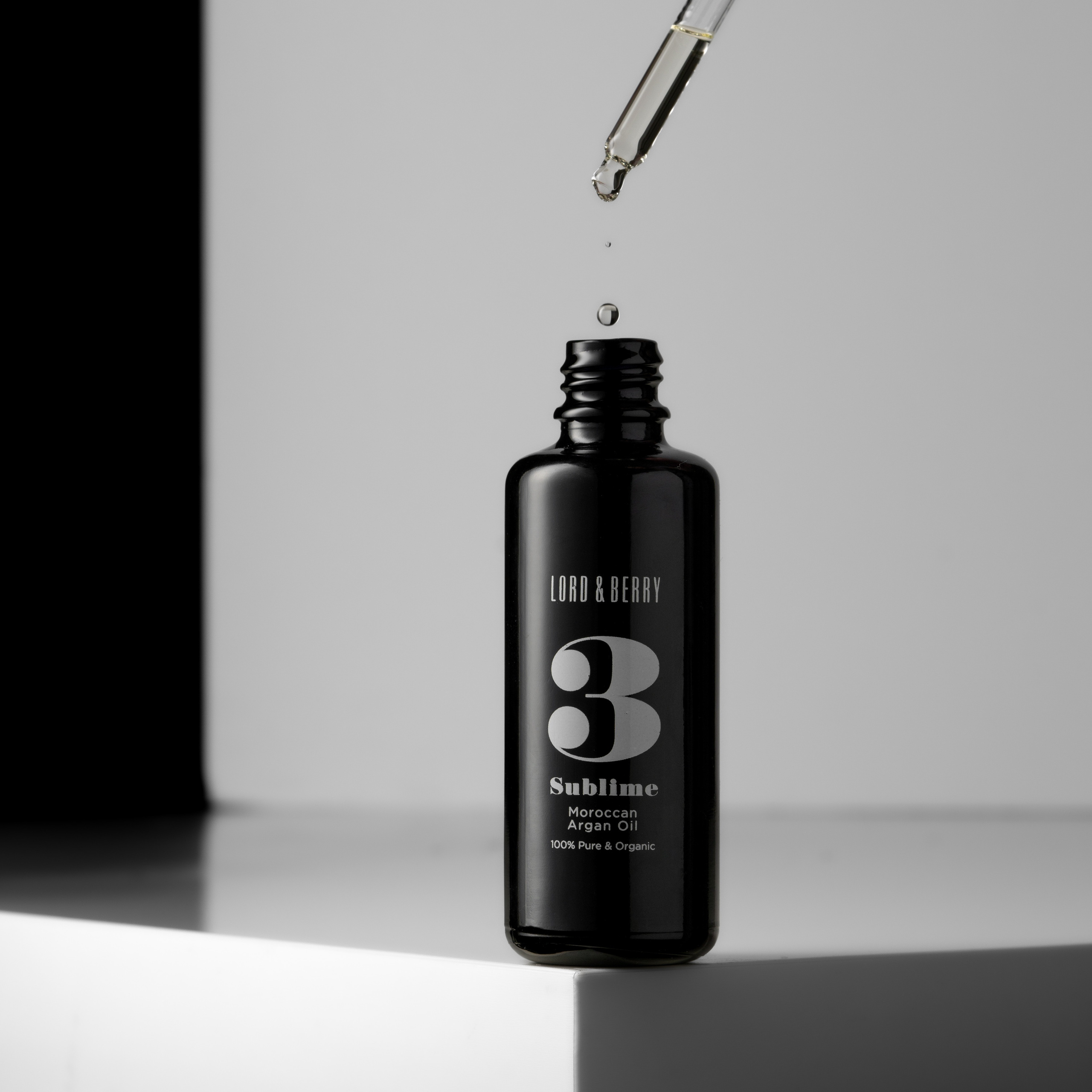 Динамические снимки для соцсетей Lord&Berry. Предметный фотограф. Ростов-на-Дону. Марина Беликова