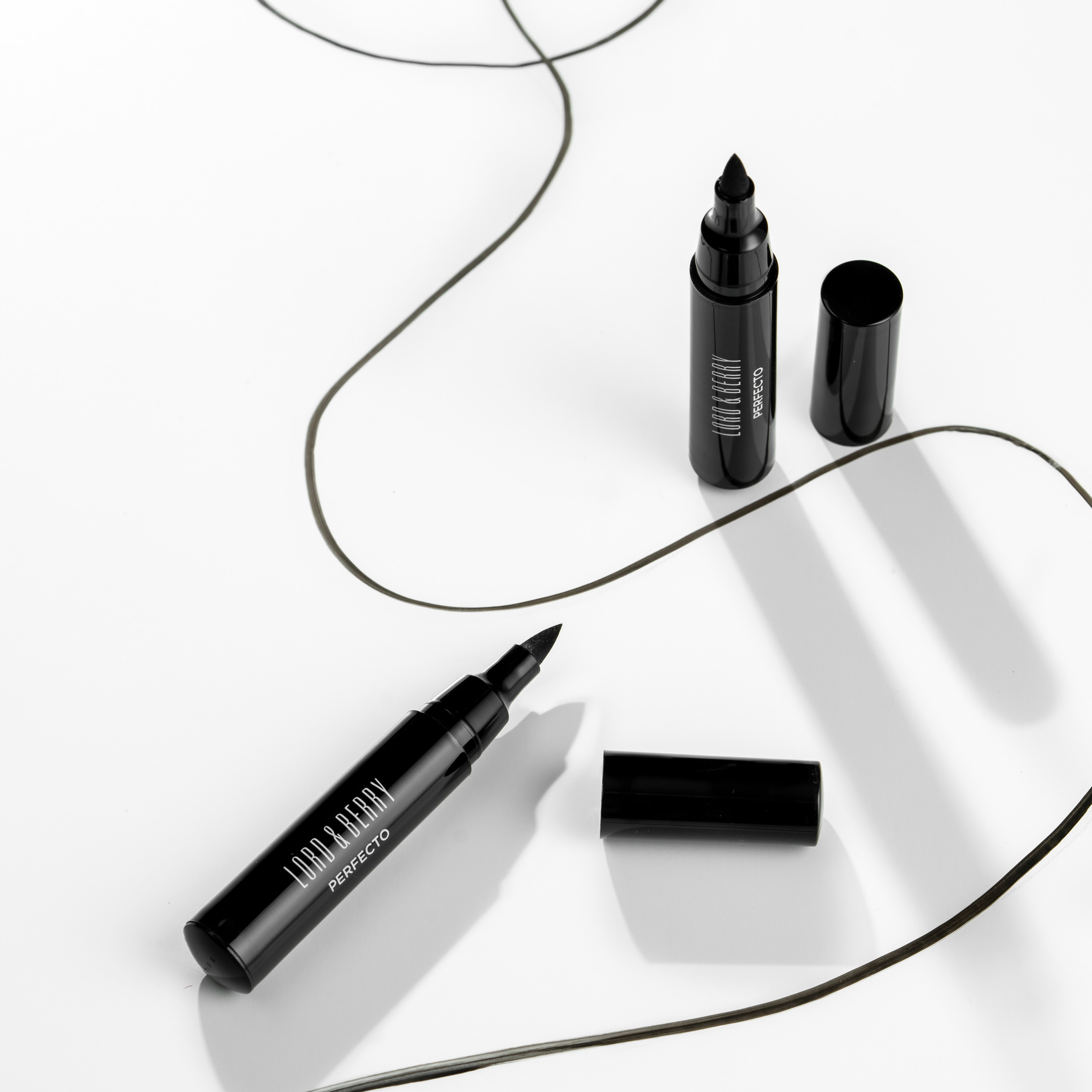 Динамические снимки для соцсетей Lord&Berry. Предметный фотограф. Ростов-на-Дону. Марина Беликова