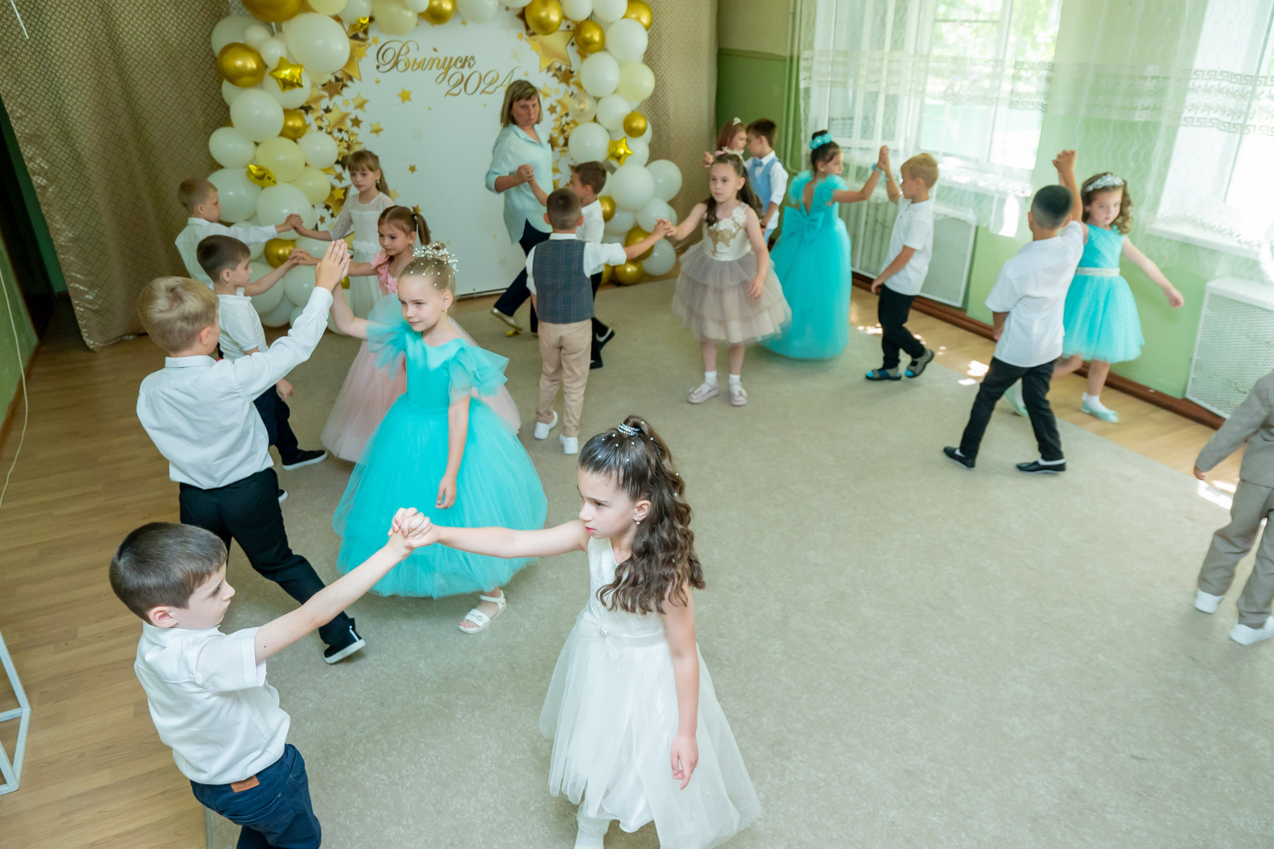 Профессиональная фотосъёмка выпускных. Вячеслав Скрипник Фотограф Краснодар
