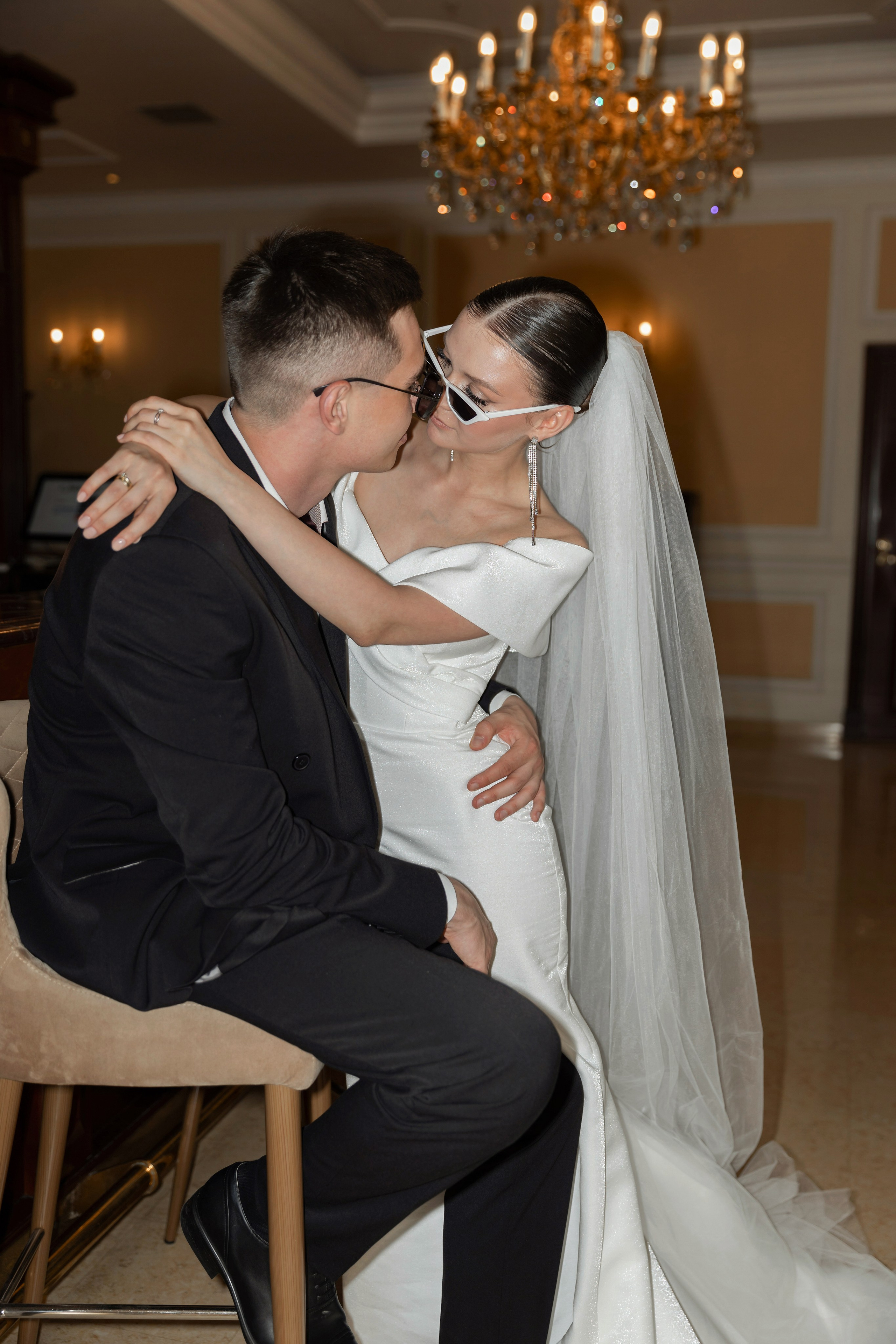 Свадебная съемка в отеле. Свадебный и портретный фотограф в Санкт-Петербурге Надежда Чечулина