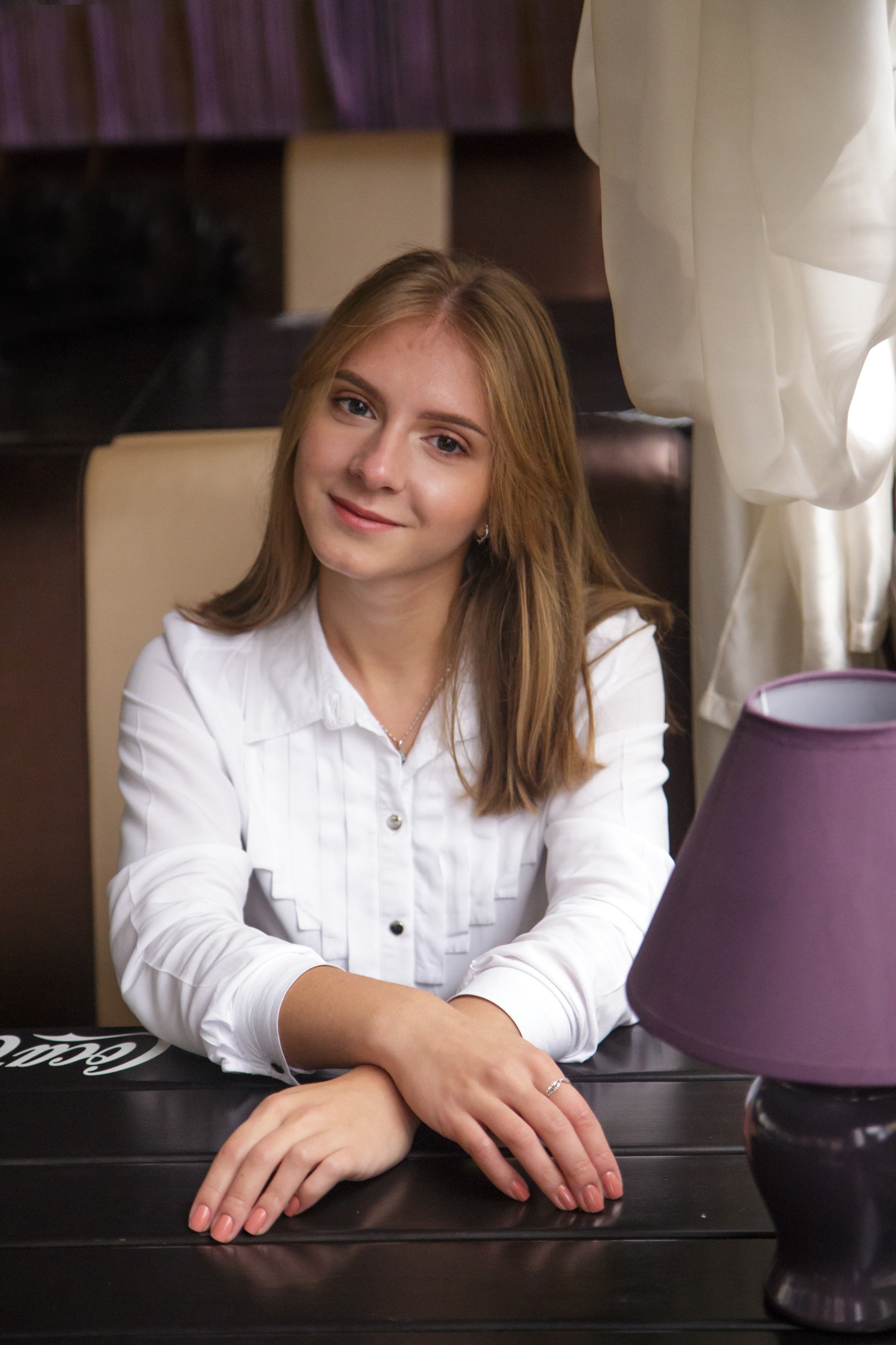 В кофейне. Свадебный и семейный фотограф в Могилеве и Минске