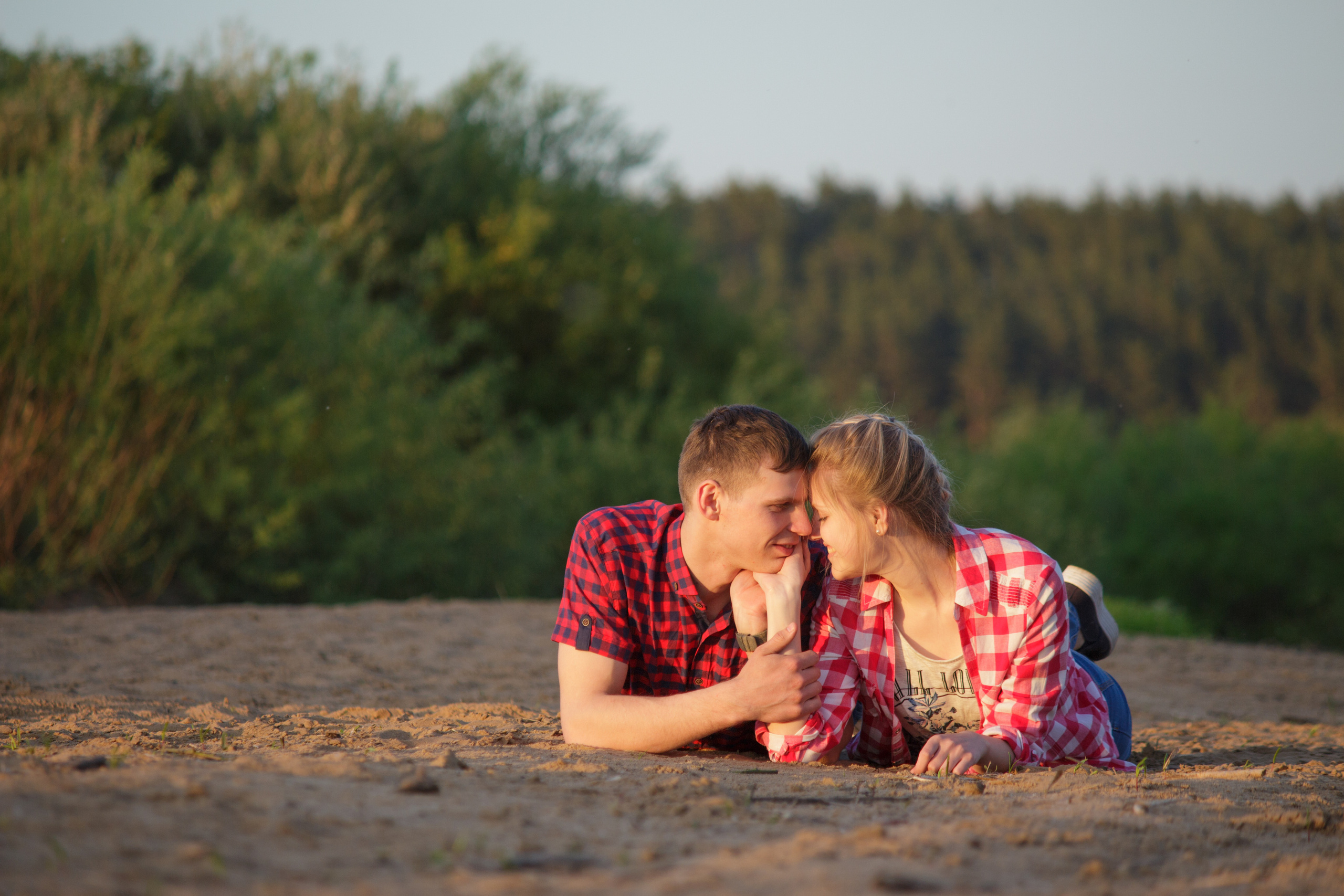 Миша и Аня весенняя. Свадебный и семейный фотограф в Могилеве и Минске