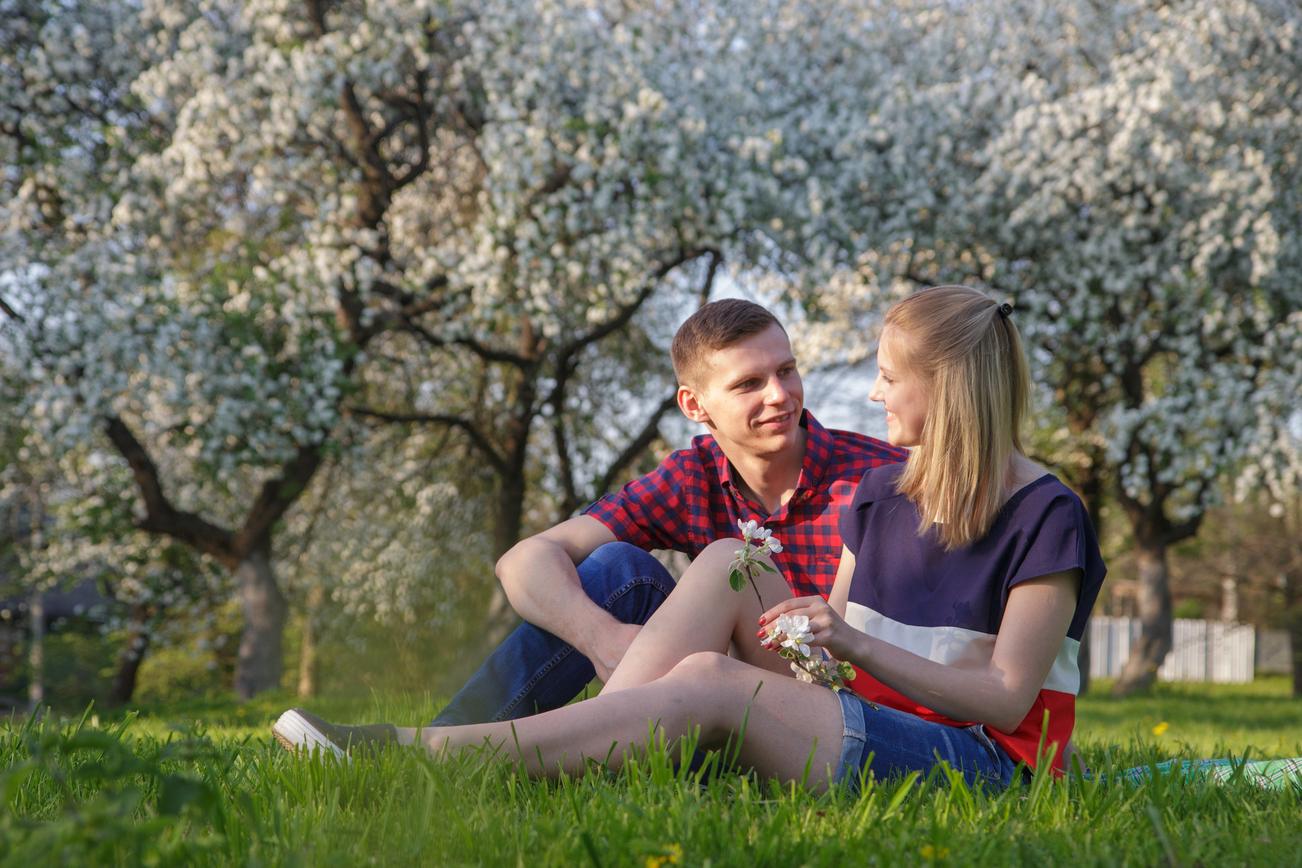 Миша и Аня весенняя. Свадебный и семейный фотограф в Могилеве и Минске