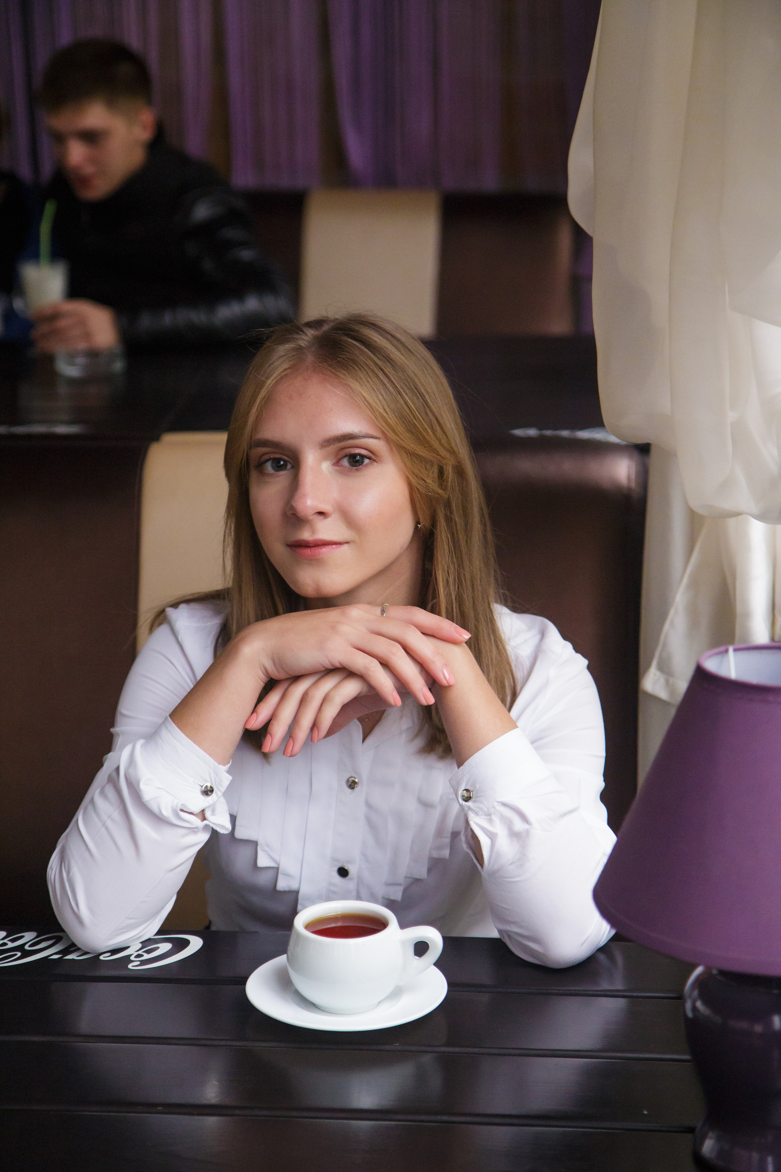 В кофейне. Свадебный и семейный фотограф в Могилеве и Минске