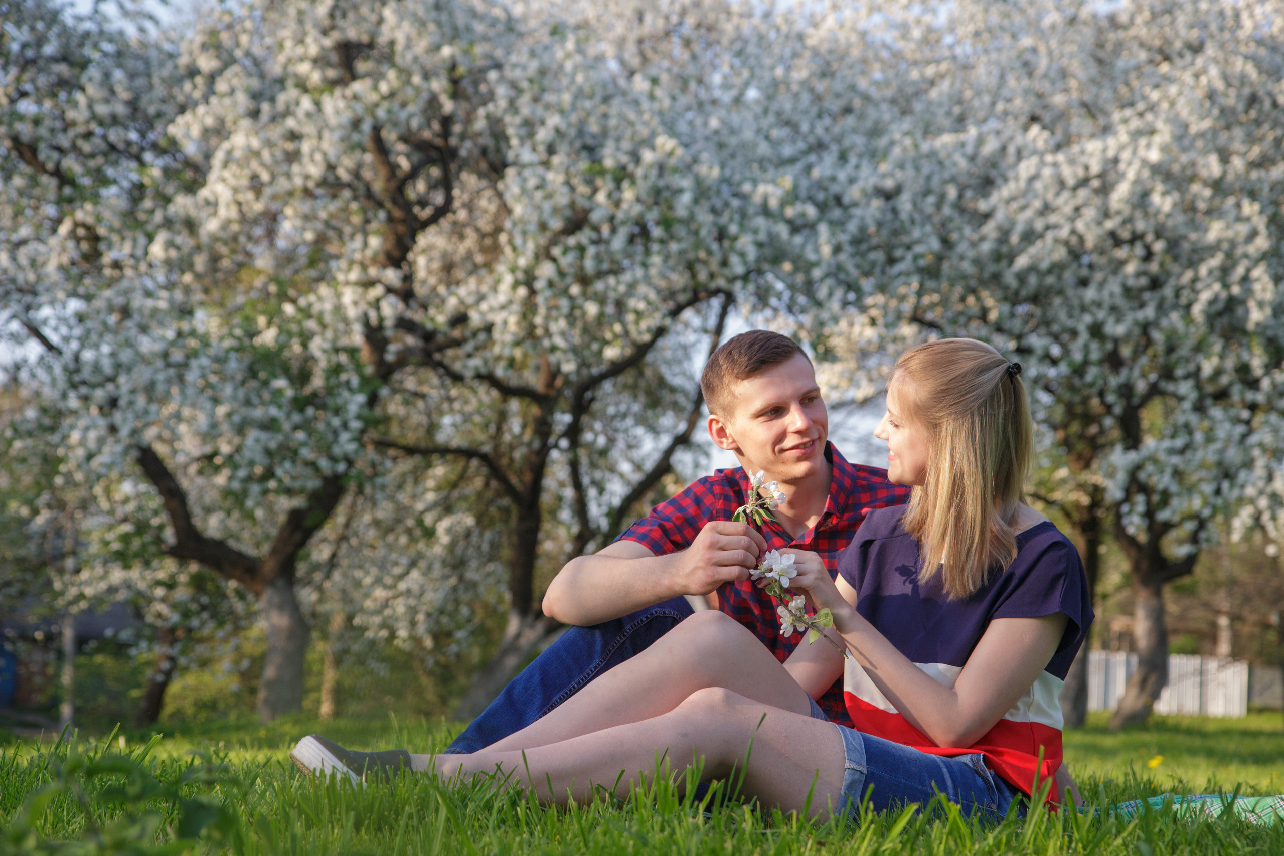 Миша и Аня весенняя. Свадебный и семейный фотограф в Могилеве и Минске