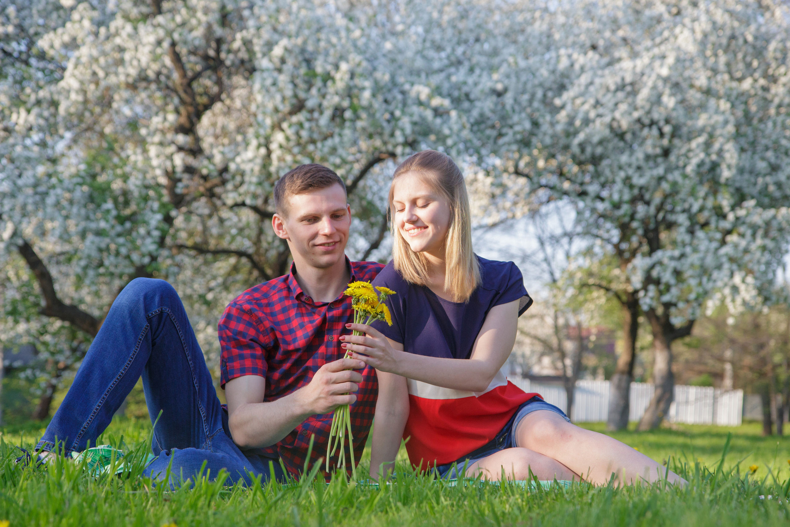 Миша и Аня весенняя. Свадебный и семейный фотограф в Могилеве и Минске