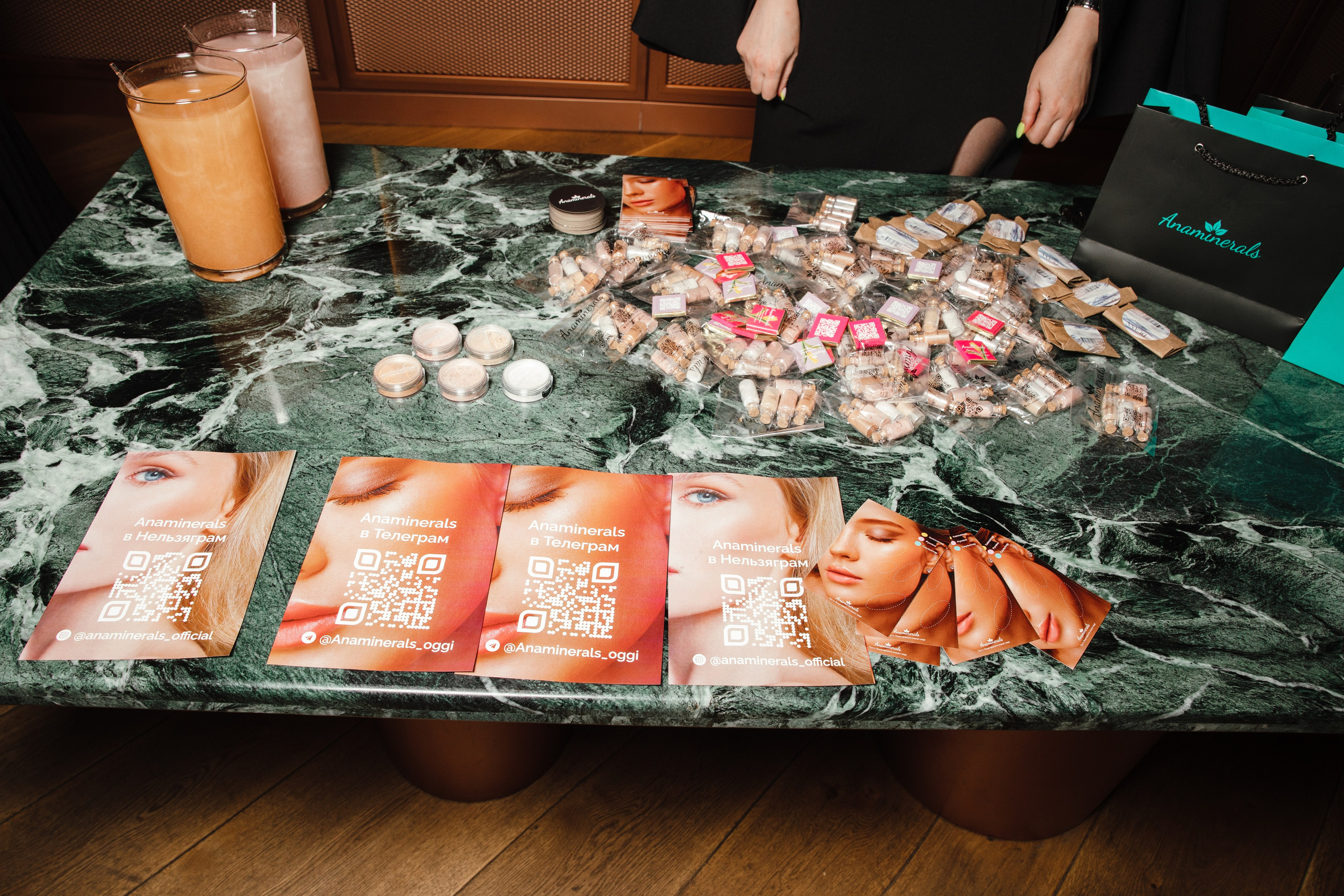 Презентация Russian Fashion Dom в ресторане Shagal. Контент фотограф в Москве и области Елена Кулакова