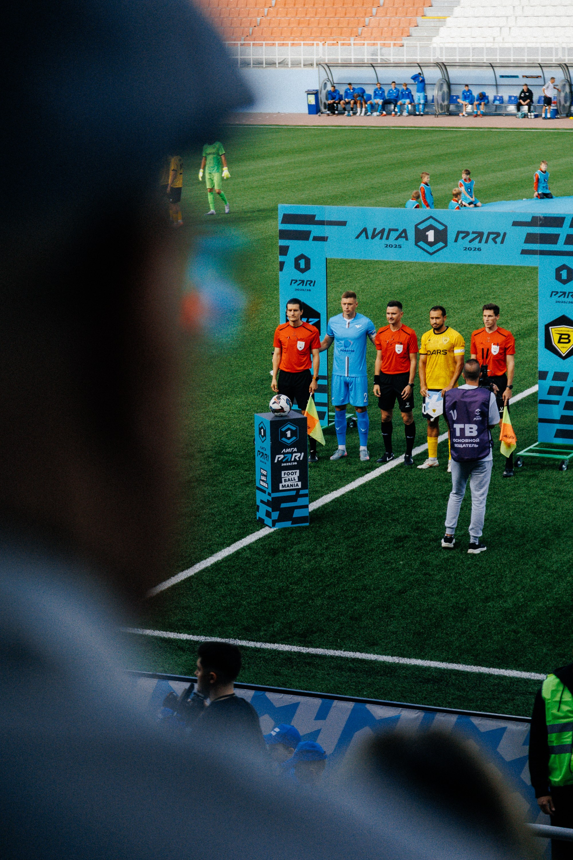 ФК ЧЕЛЯБИНСК Х ФК ВОЛГА. Репортажный фотограф Макс Брагин