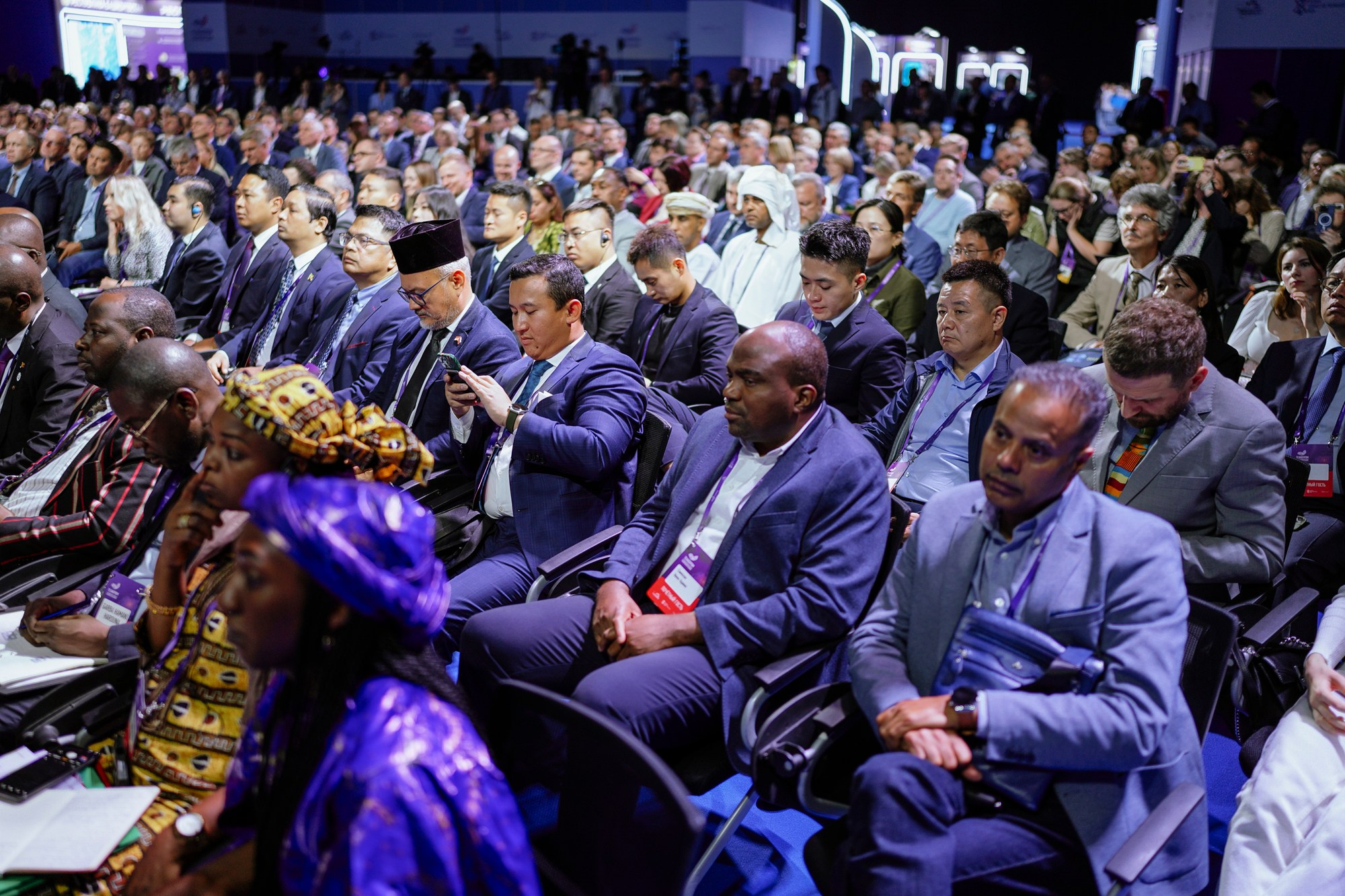 Технопром 2024. #фотокаквкино | Фотографирую людей