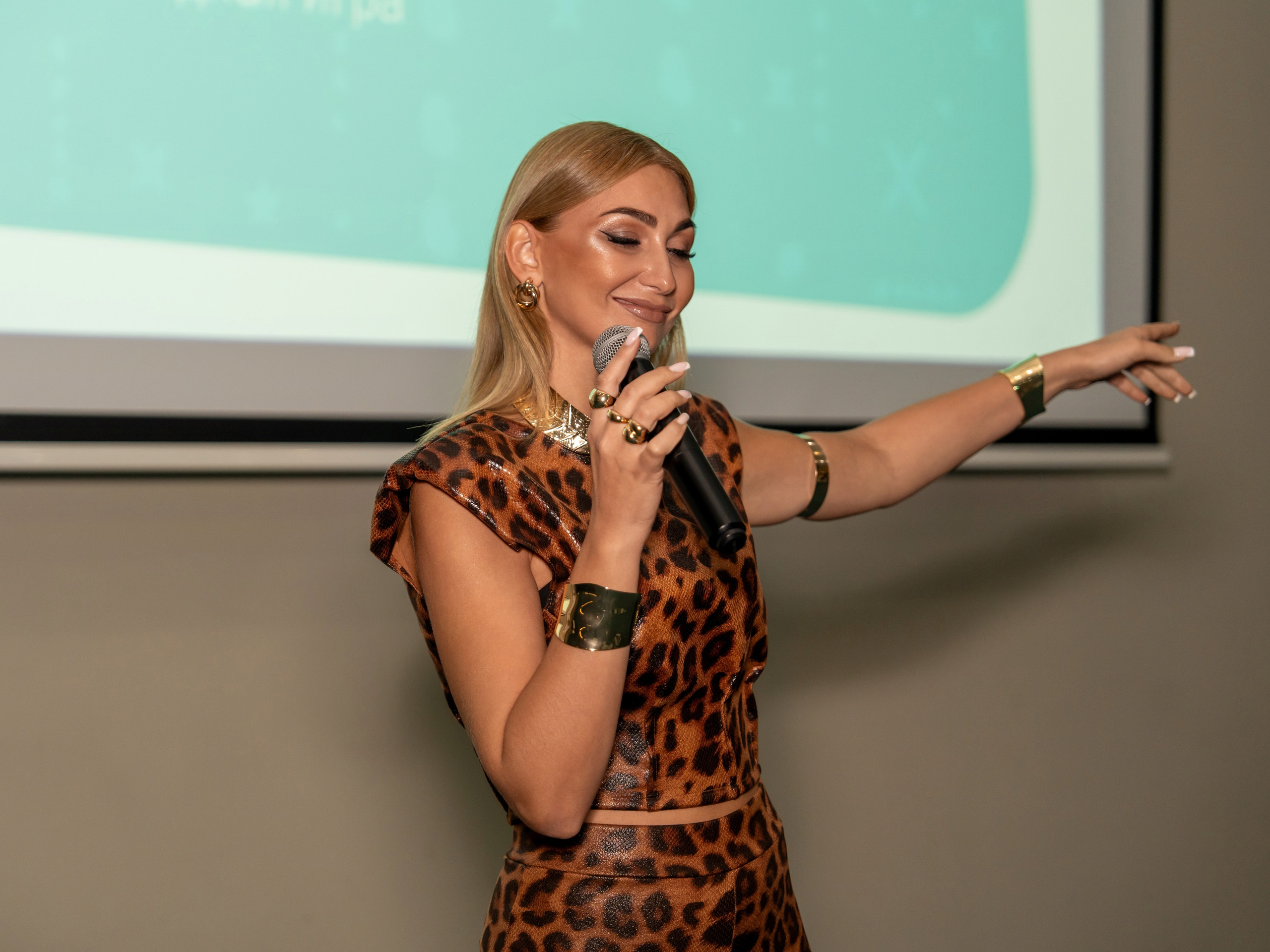 ChinaRosaFest 2024. Репортажный фотограф в Красной Поляне и Сочи Павлюченко Екатерина