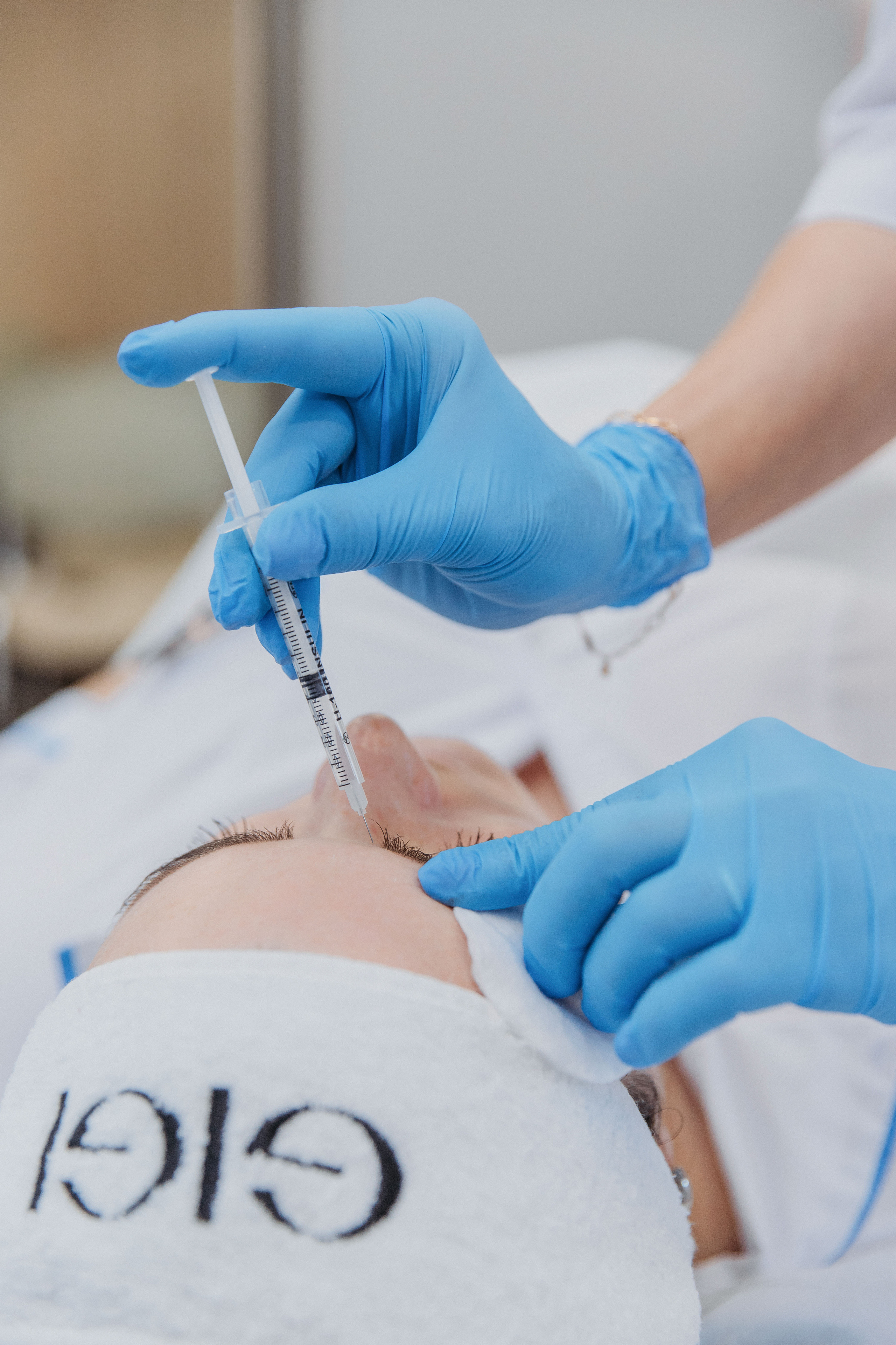 Контент для учебного центра косметологии Amedis Acamedy. Татьяна Макарова — детский и семейный фотограф Москва