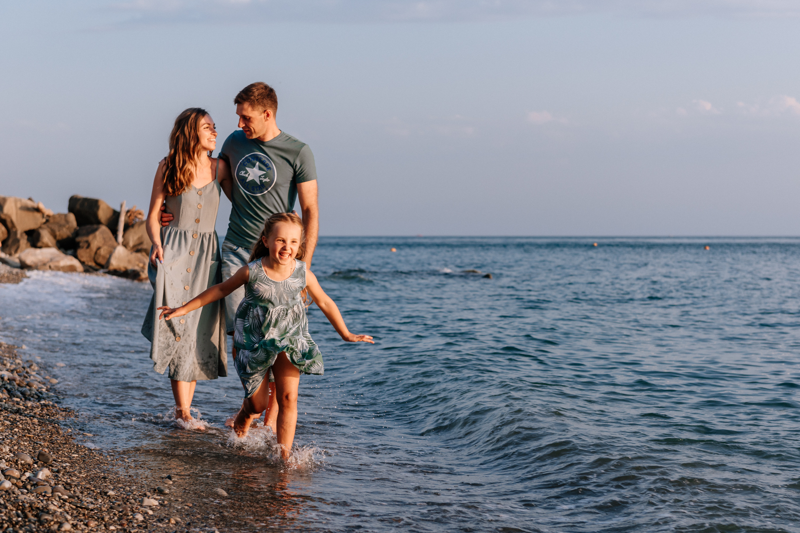 Family photographer portfolio in Thailand Phuket Samui Phangan Bangkok. Fedor Lemeshko — Destination Wedding and Family Lifestyle photographer