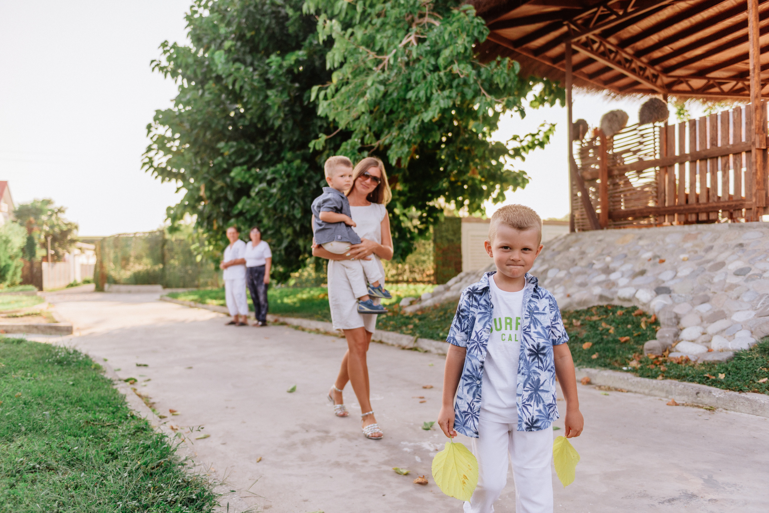 Family photographer portfolio in Thailand Phuket Samui Phangan Bangkok. Fedor Lemeshko — Destination Wedding and Family Lifestyle photographer