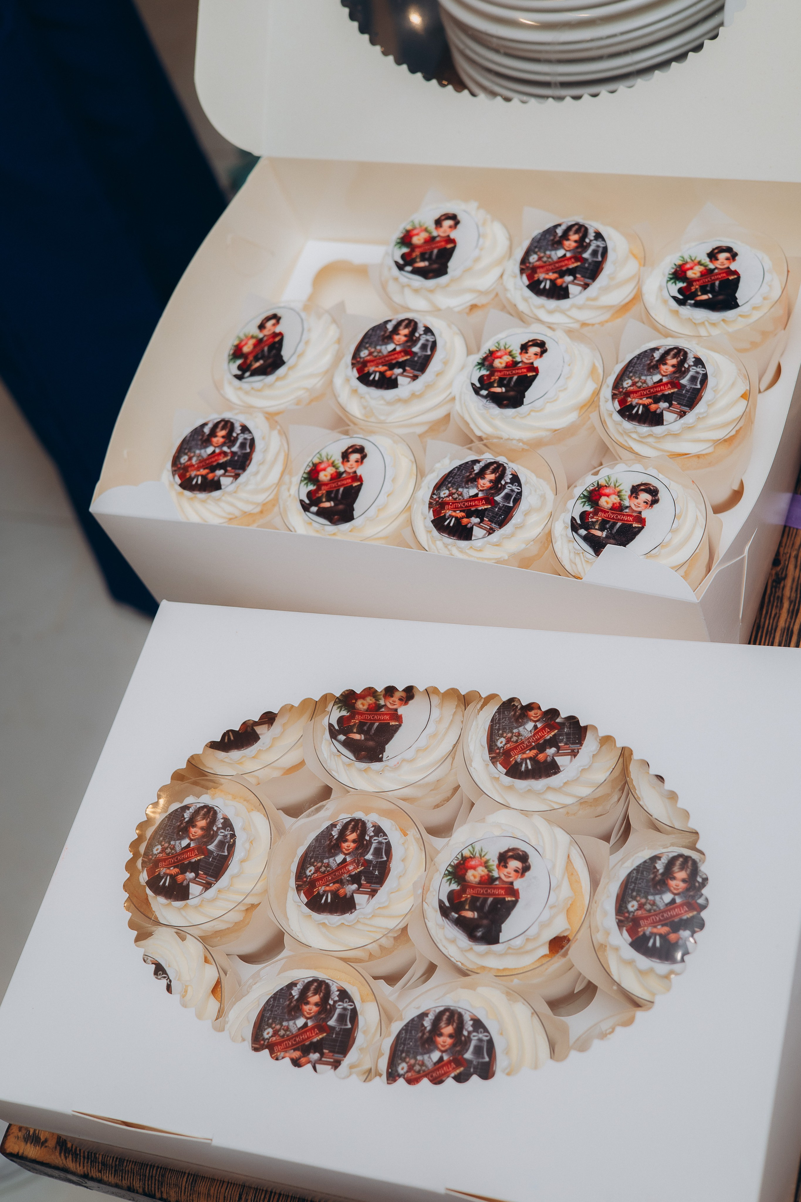 Выпускной 4классы. Выпускные книги Анапа Новороссийск Краснодар