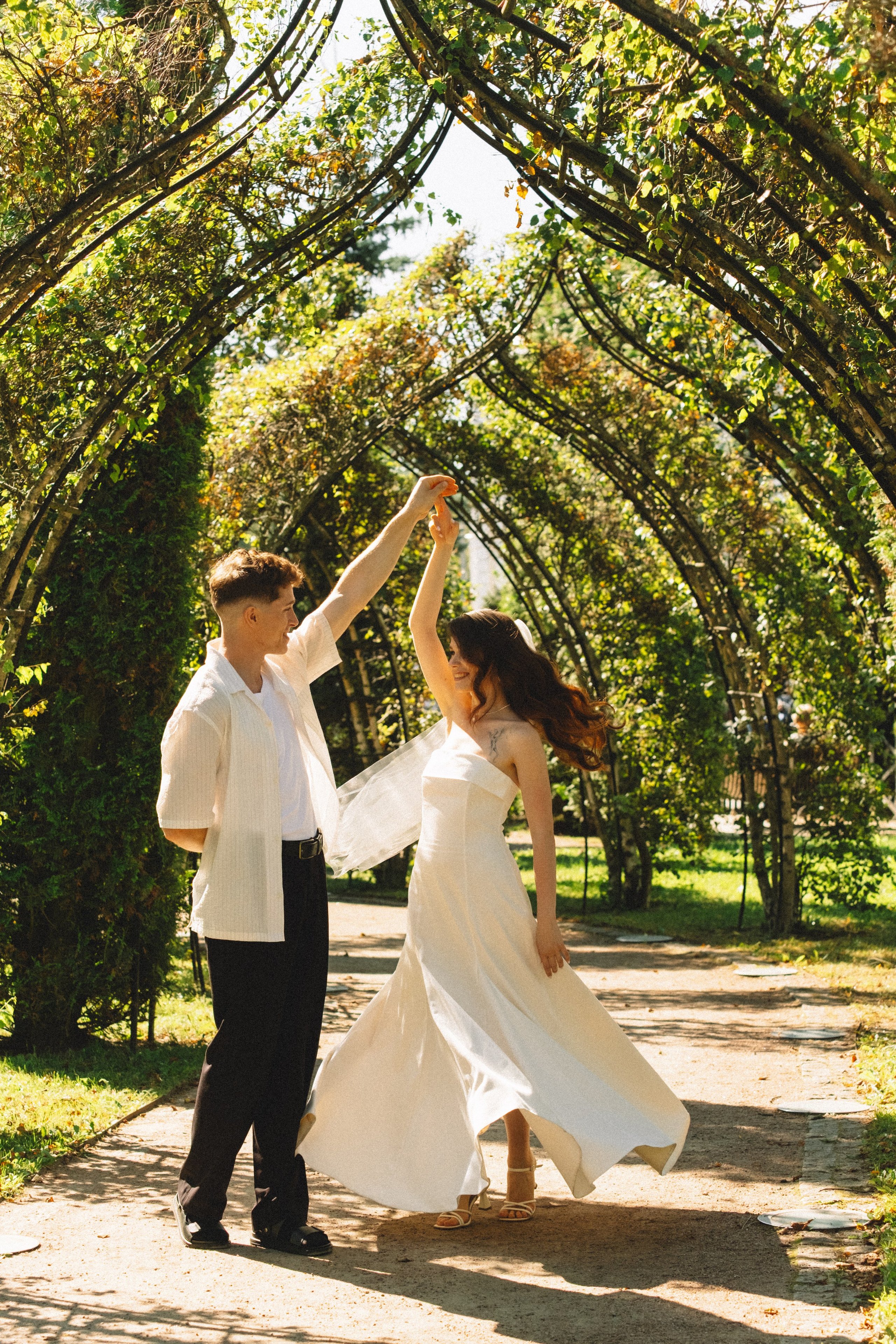 СВАДЕБНАЯ СЬЕМКА В ПЕТЕРГОФЕ И СЬЕМКА РЕПОРТАЖА В ЗАГСЕ ПЕТЕРГОФА. Профессиональный фотограф, Санкт-Петербург — Виктория Богомолова