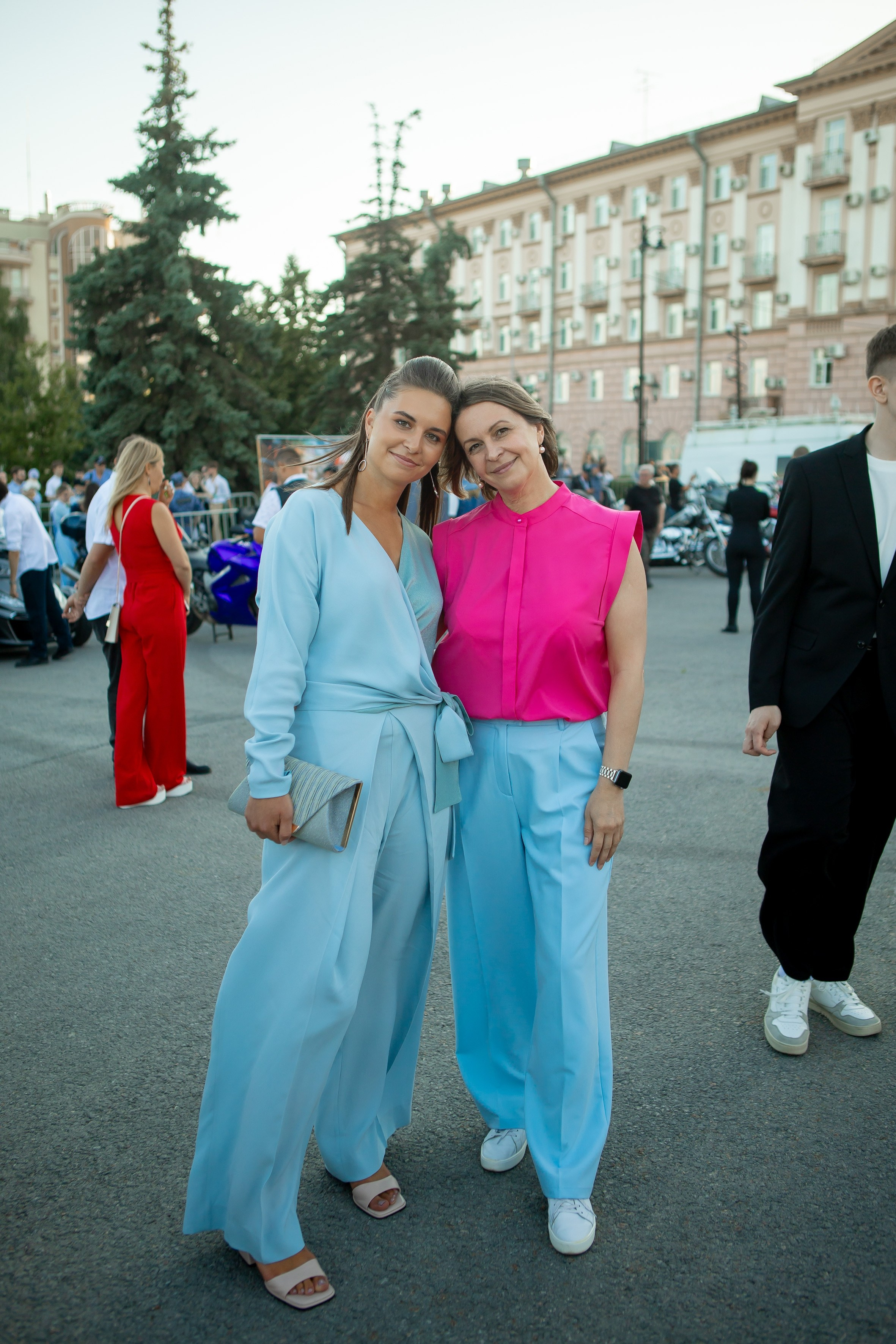Выпускной Гимназия 12 2024 г. Свадебный и портретный Фотограф в Липецке Дмитрий Котюков