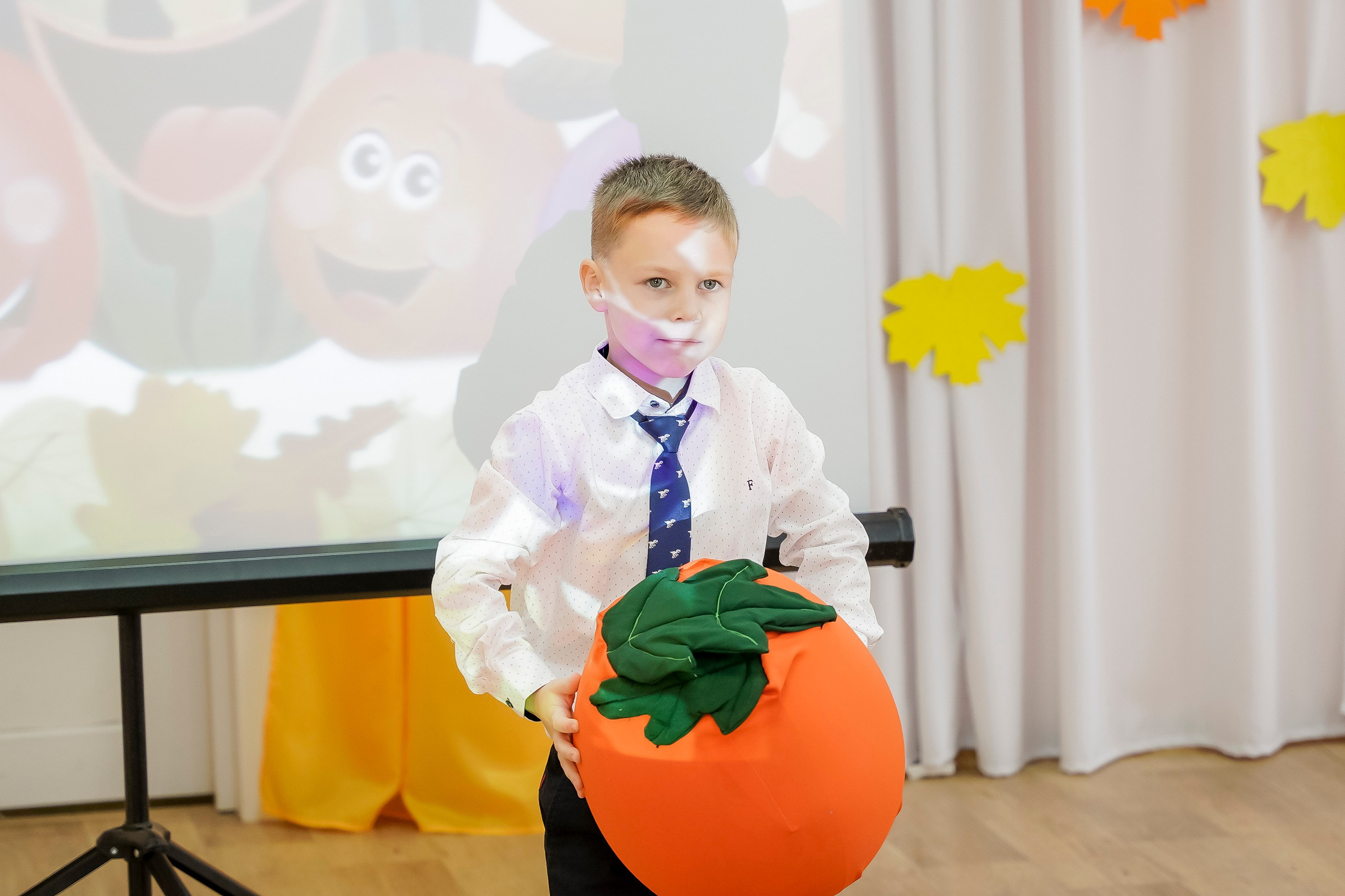 Еще осень. Геннадий Войтов — контент под любые задачи