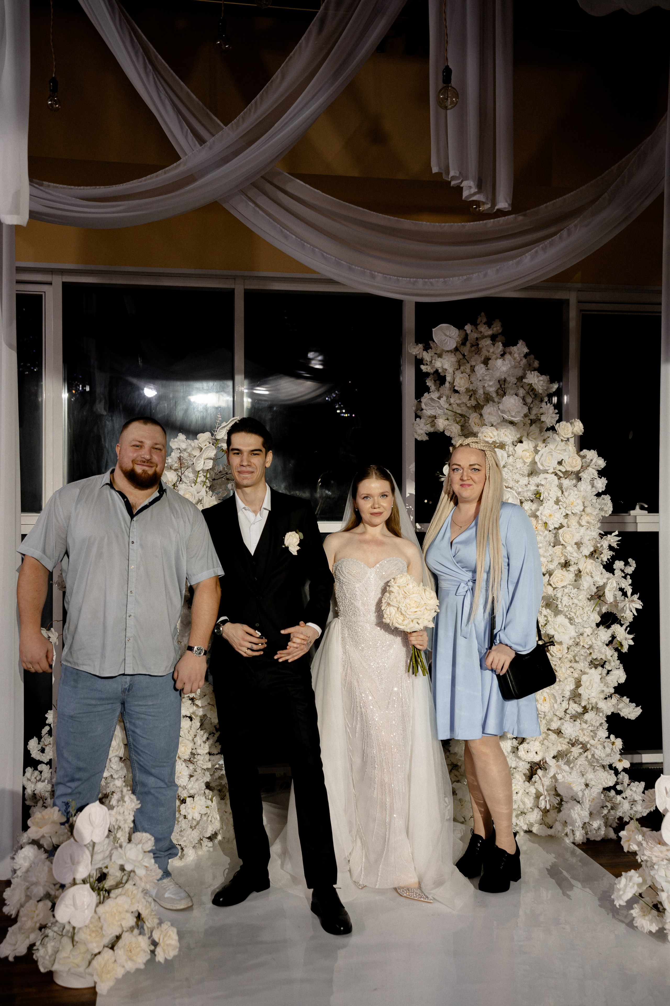 СВАДЕБНАЯ СЬЕМКА СБОРОВ В ОТЕЛЕ И ВЫЕЗД НА ЦЕРЕМОНИЮ (СНЯТО В СИБИРЕ В НИЖНЕВАРТОВСКЕ). Профессиональный фотограф, Санкт-Петербург — Виктория Богомолова