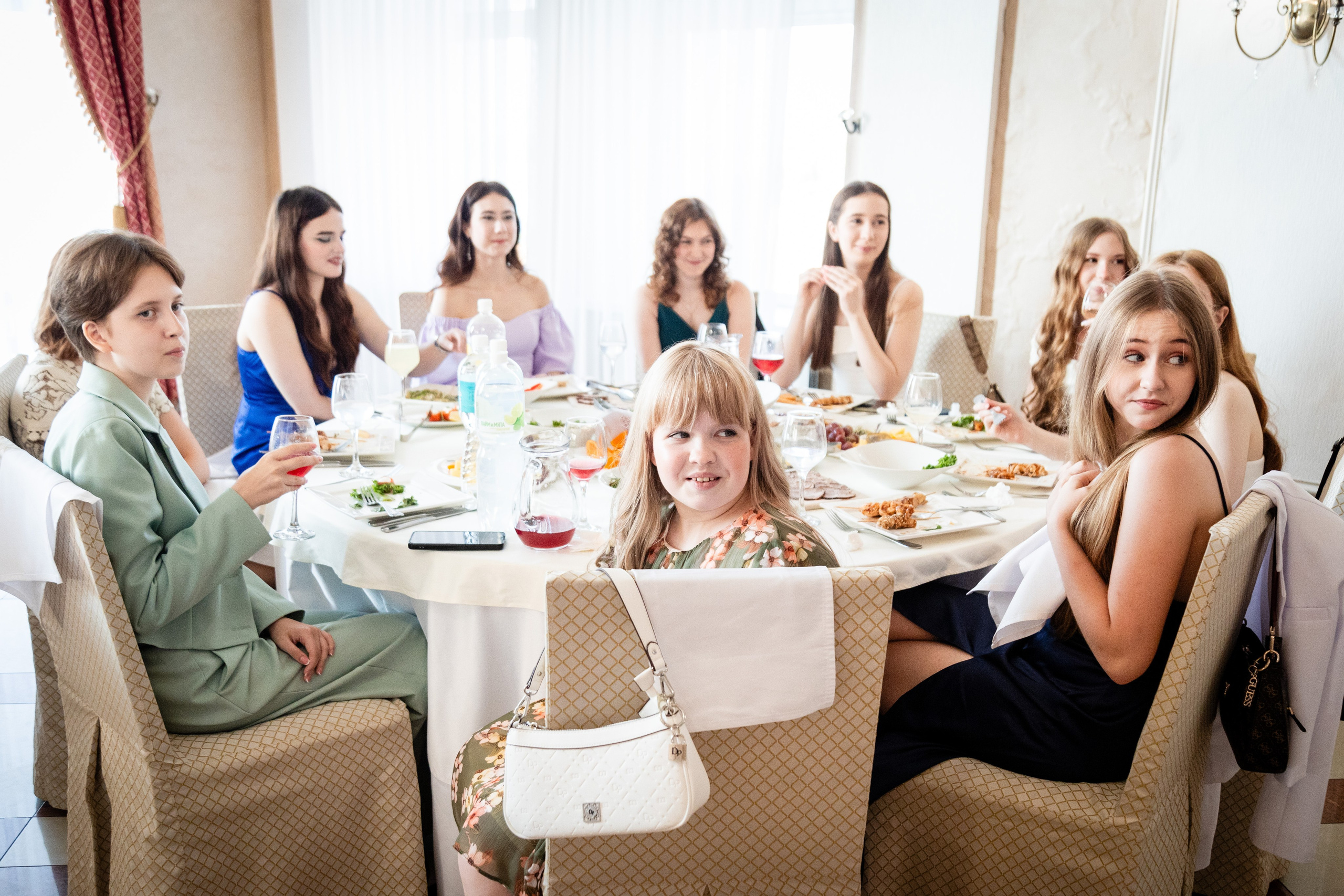 Школьный выпускной. Детский фотограф видеограф в Хабаровске Михаил Орлов