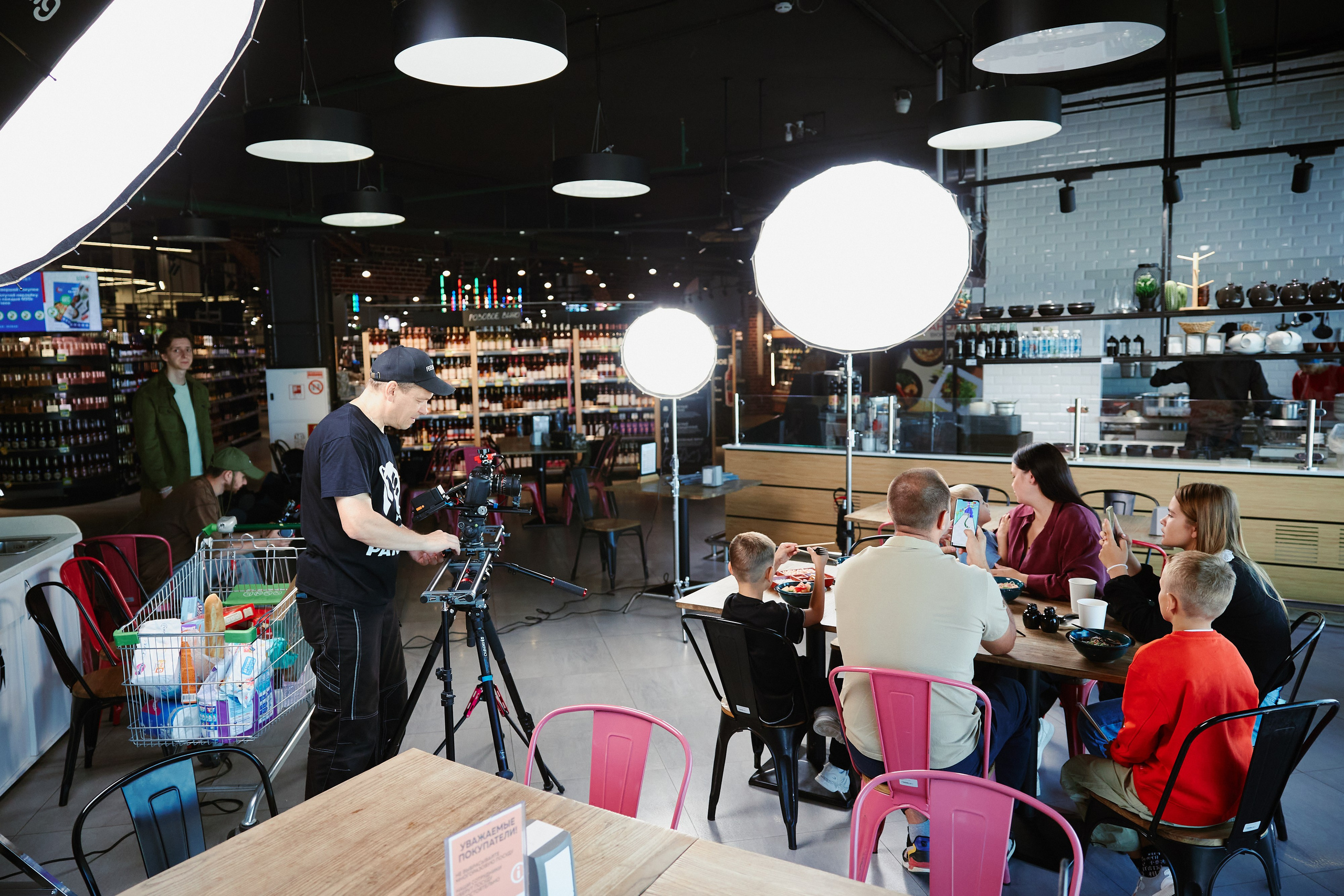 СОЛЬ PRODUCTION БЭК (BROSKO). ФОТОГРАФ НА МЕРОПРИЯТИЕ ОТ СОЛЬ МЕДИА PRODUCTION