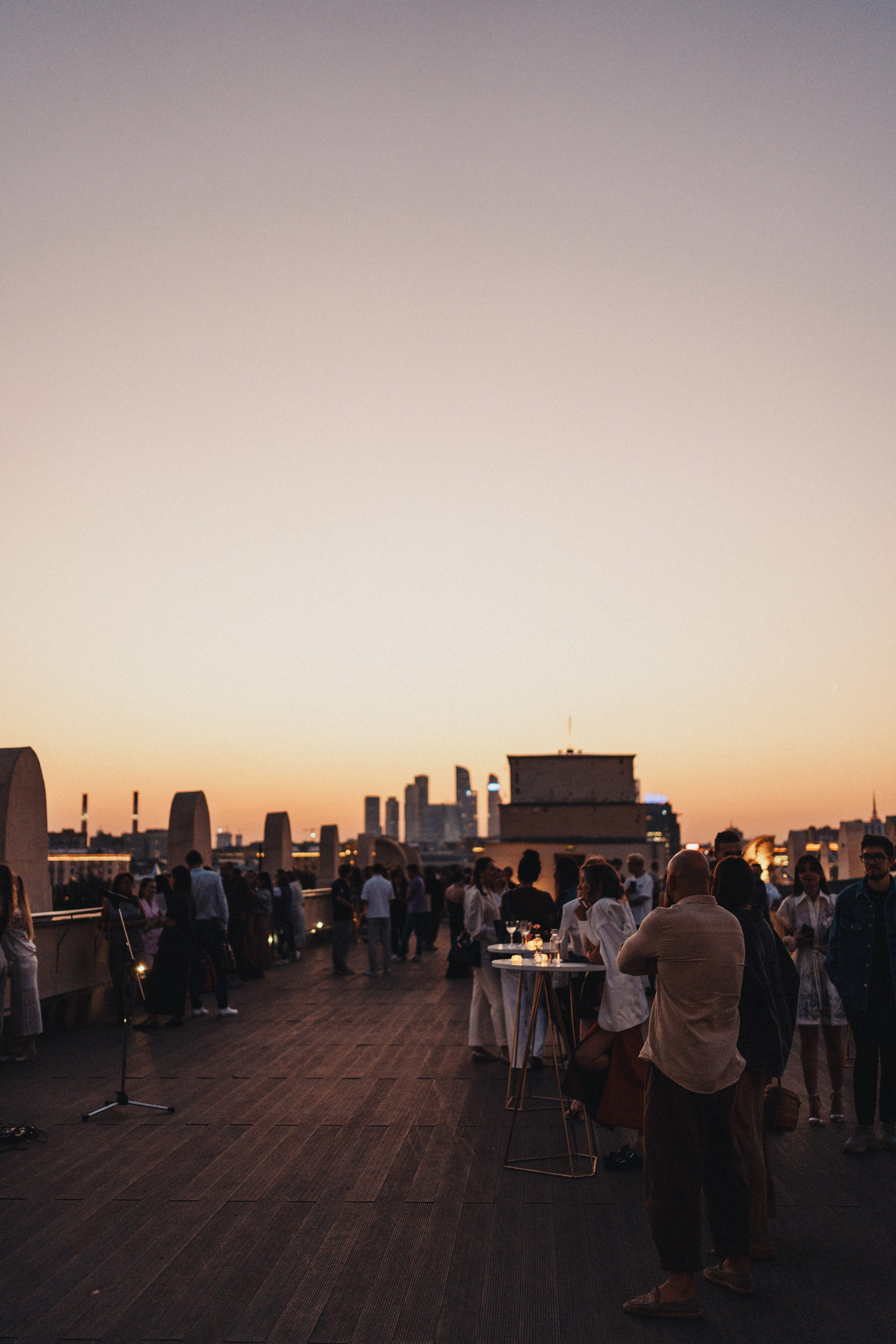 Выставка на крыше Парка Горького. Семейный и детский фотограф и видеограф в Москве, Серпухове и Тарусе Валерия Сорокина