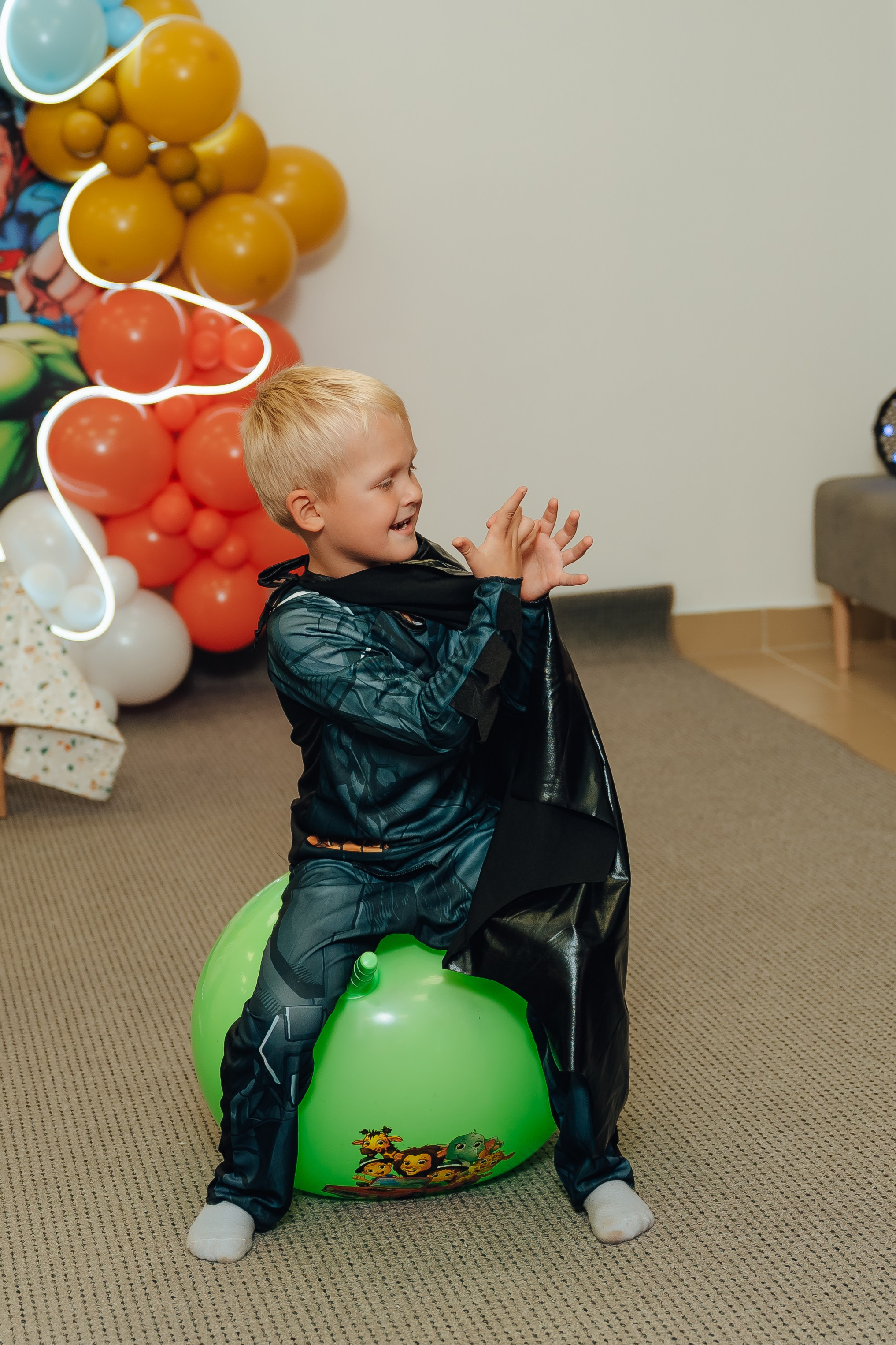 Праздник Льва в Мультифокс. Детский и семейный фотограф Катерина Мишина