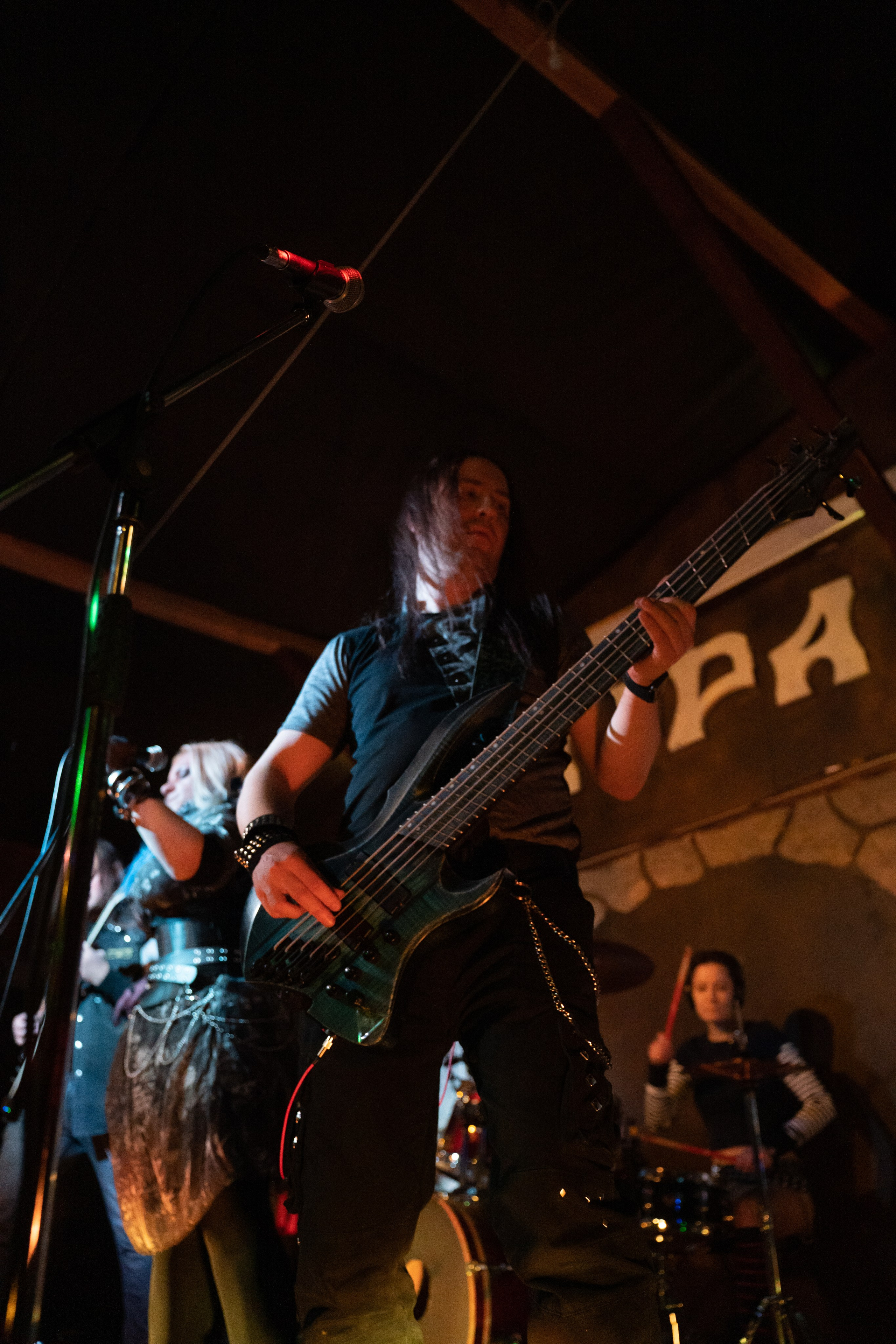 Ночь На Земле|Нора, Псков. Концертный и репортажный фотограф в Санкт-Петербурге Слава Пахомов