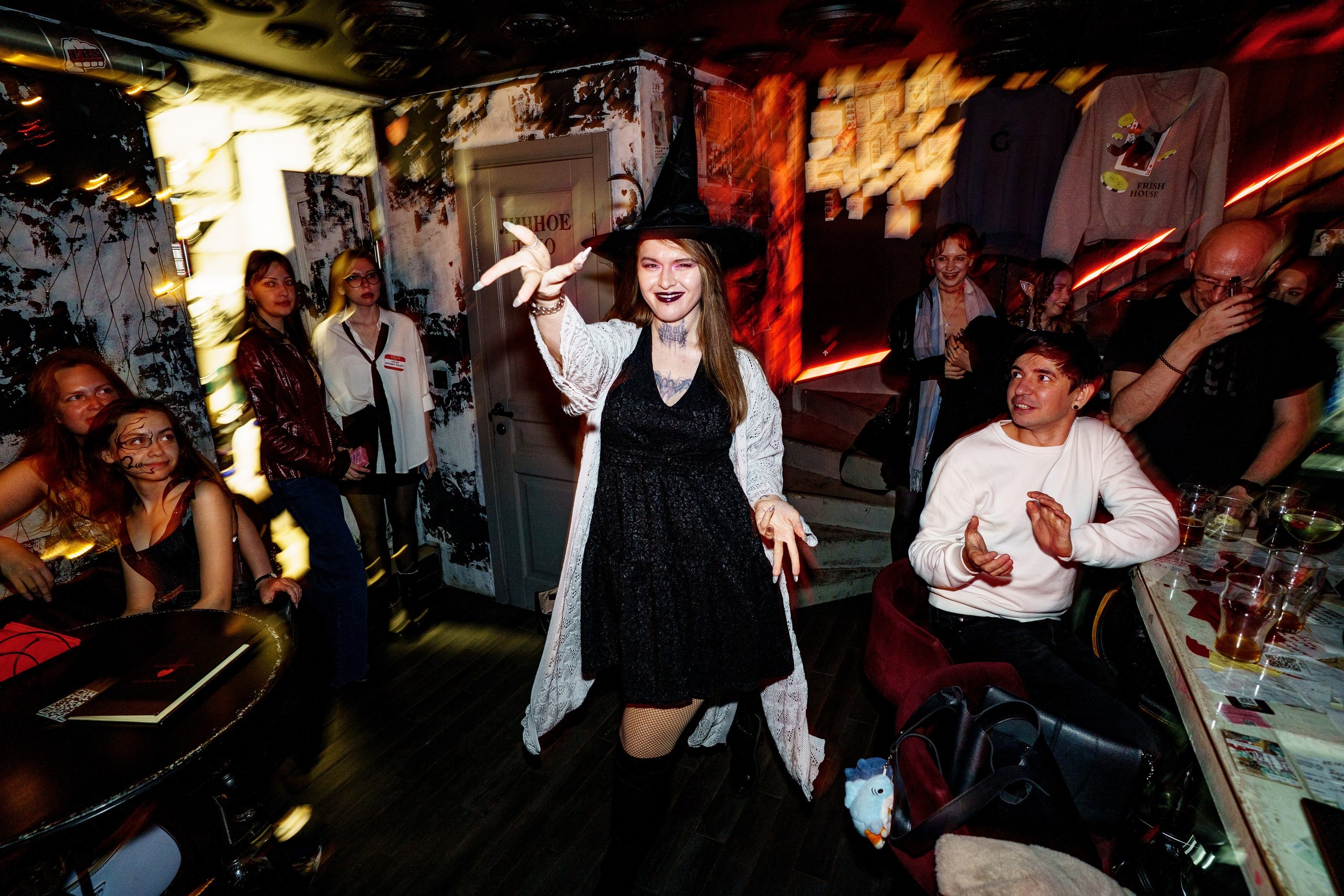 Halloween party. Бар разбитых сердец. Концертный и репортажный фотограф в Санкт-Петербурге Слава Пахомов