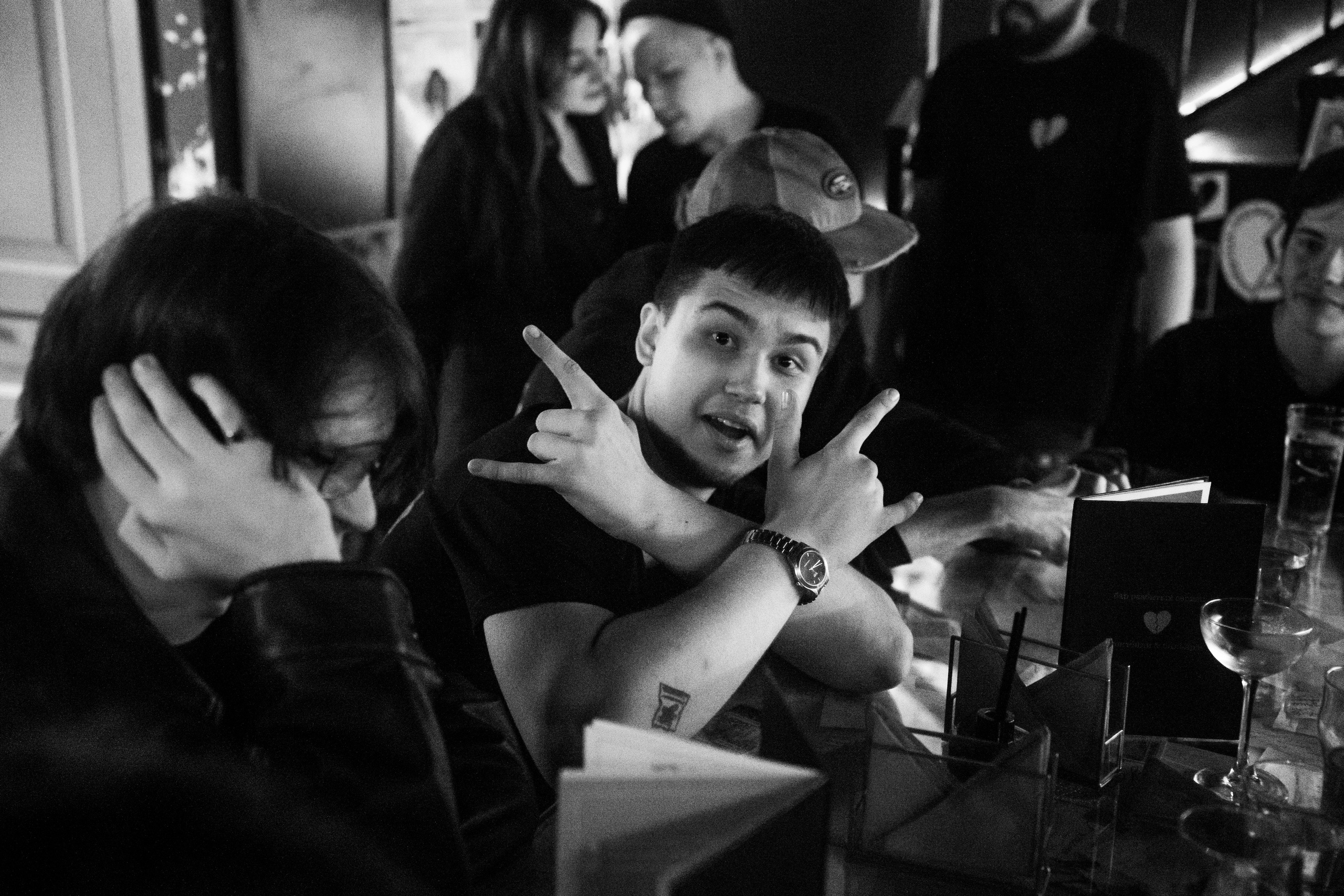 Из Сибири с любовью. Бар разбитых сердец. Концертный и репортажный фотограф в Санкт-Петербурге Слава Пахомов