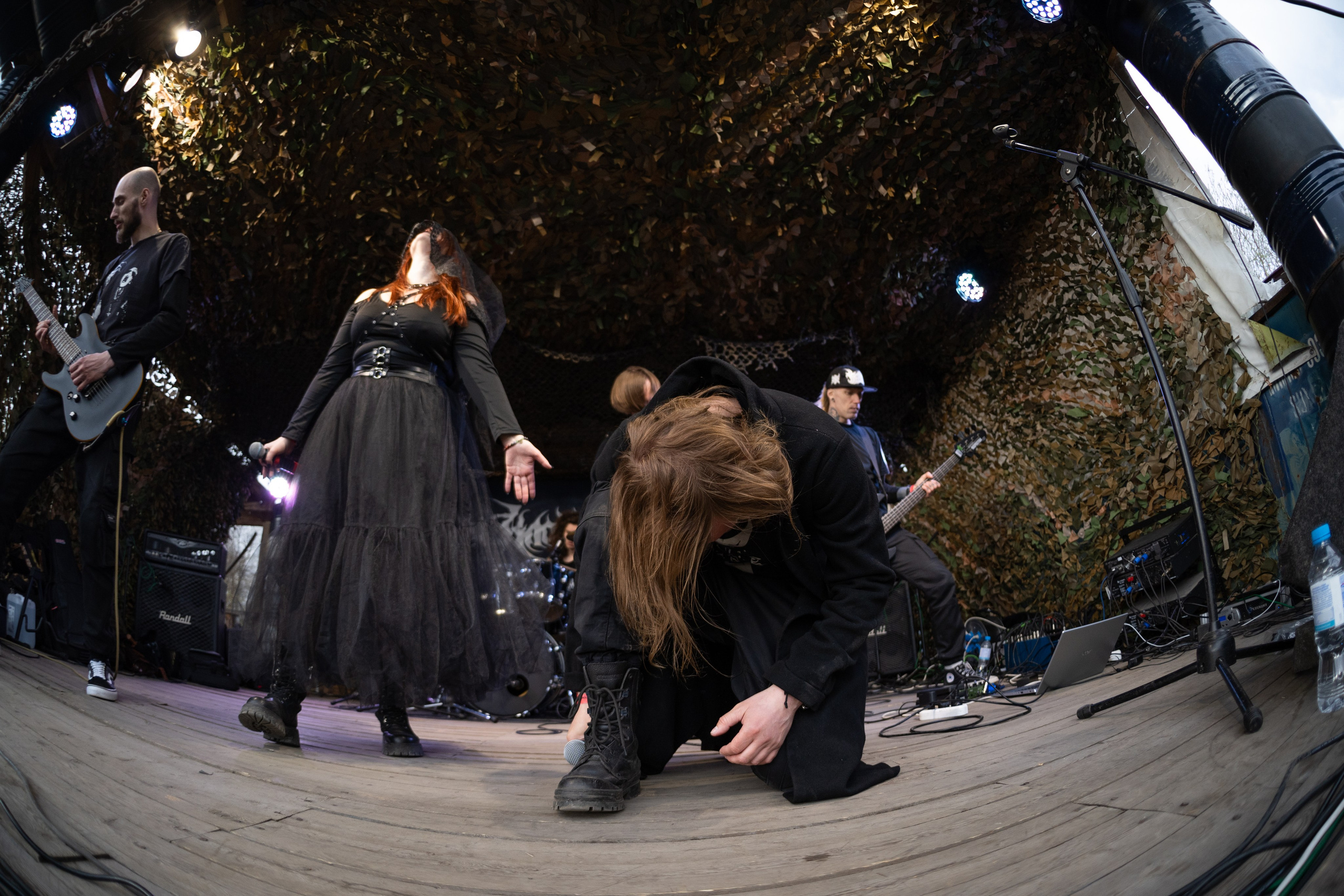 Фестиваль «ПОСРЕДИ КЛАДБИЩ И БОЛОТ»|Архангельск. Концертный и репортажный фотограф в Санкт-Петербурге Слава Пахомов