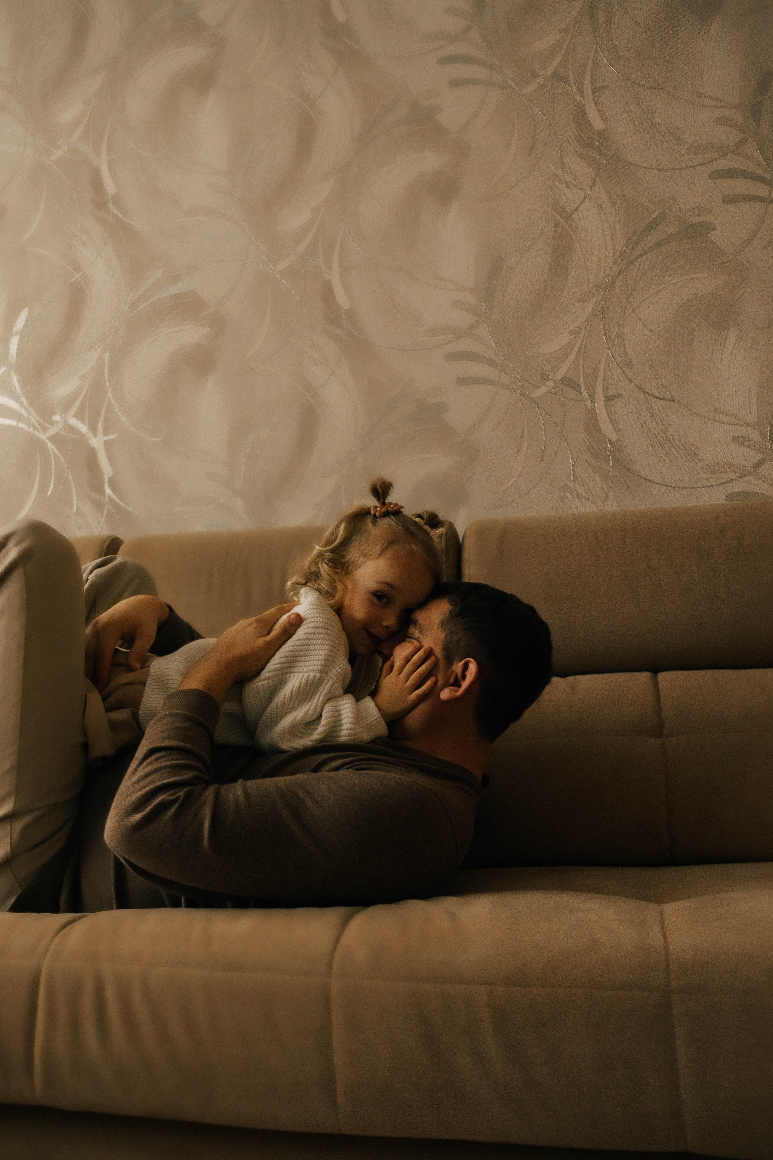 Анастасия, Андрей, Ариша и Анюта. Главная