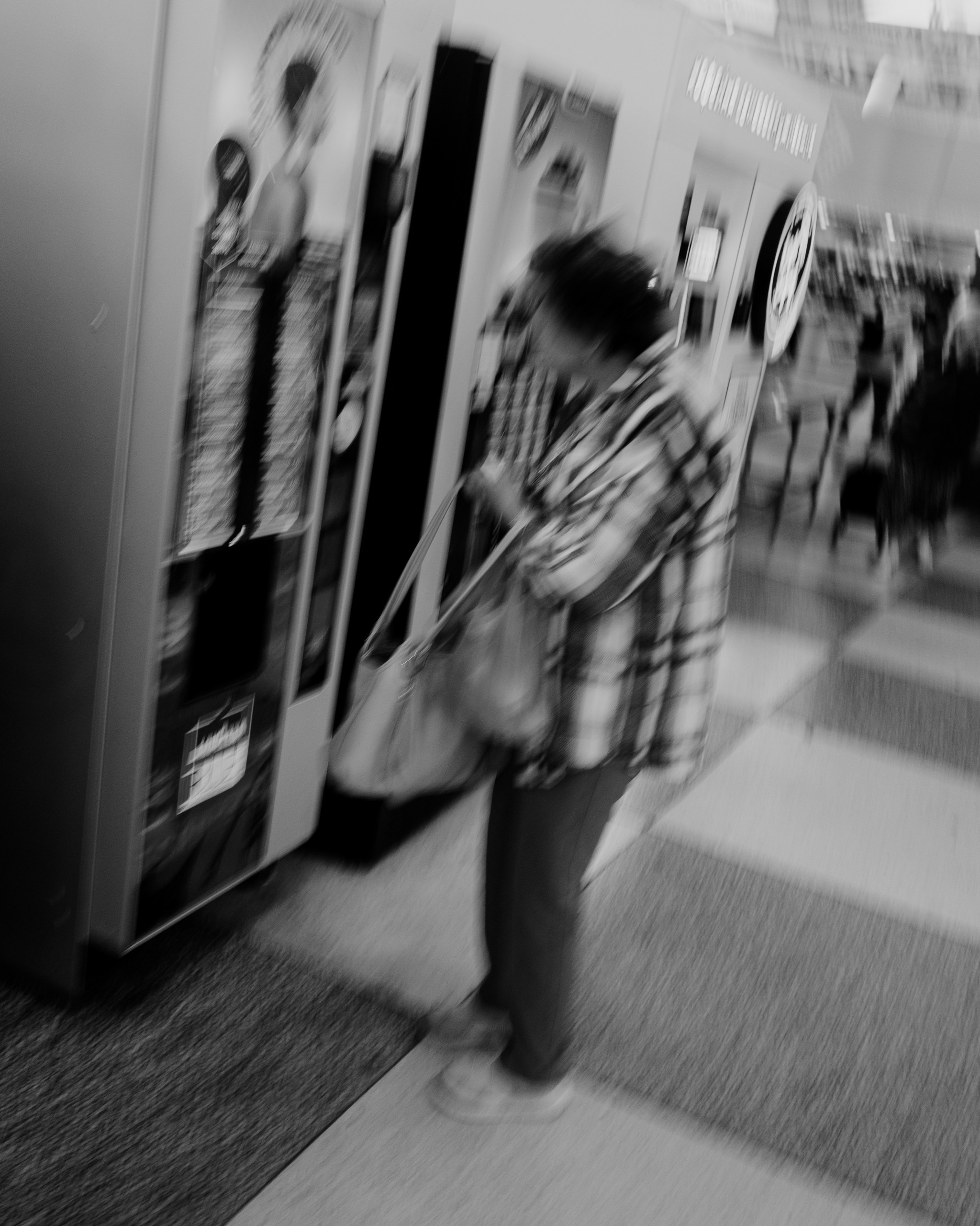 Живые Улицы: Стрит Фотографии Со Всего Мира. Максим Харитончик — фотограф