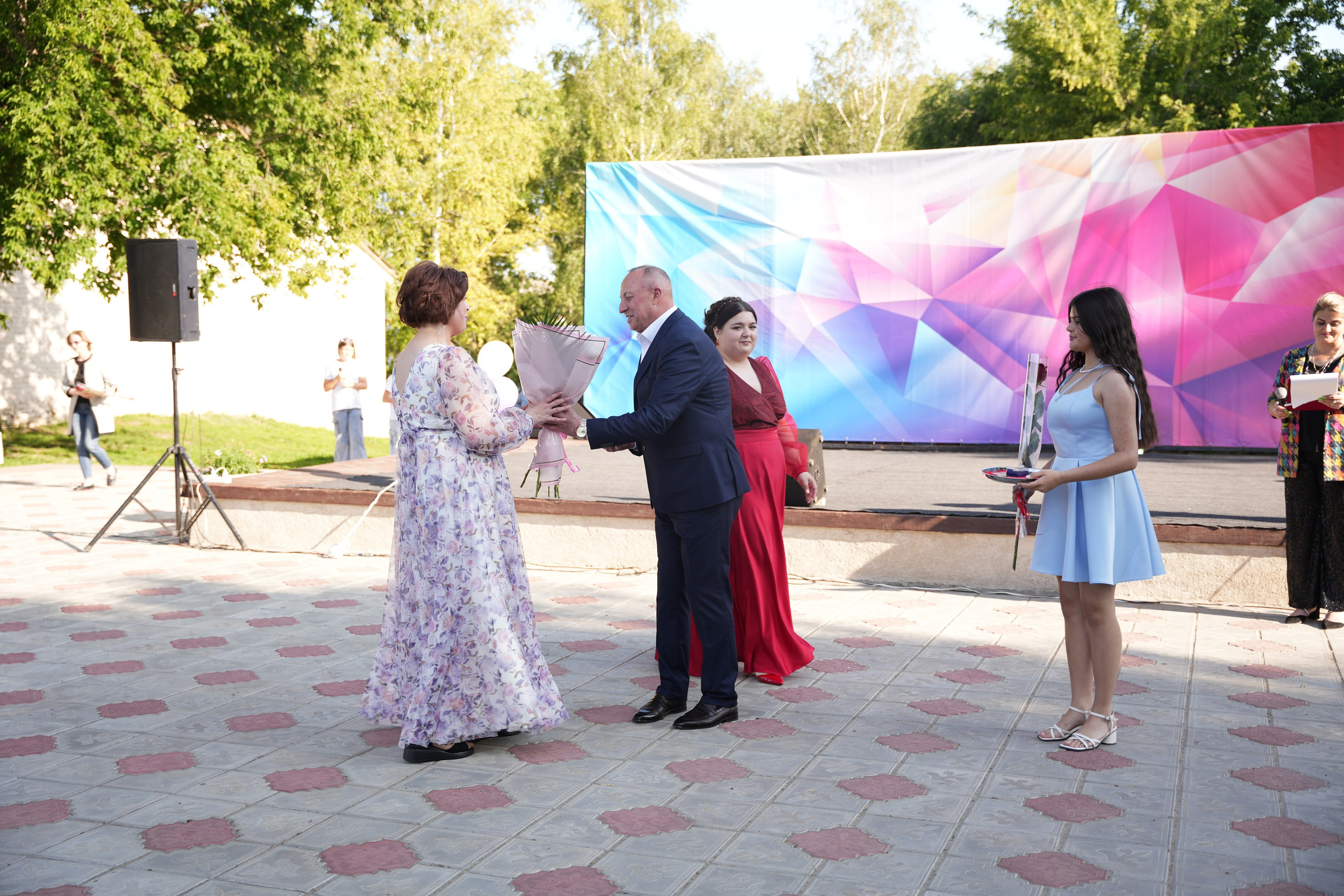 Выпускной в парке. Ольга Плаксина фотограф в Саратове