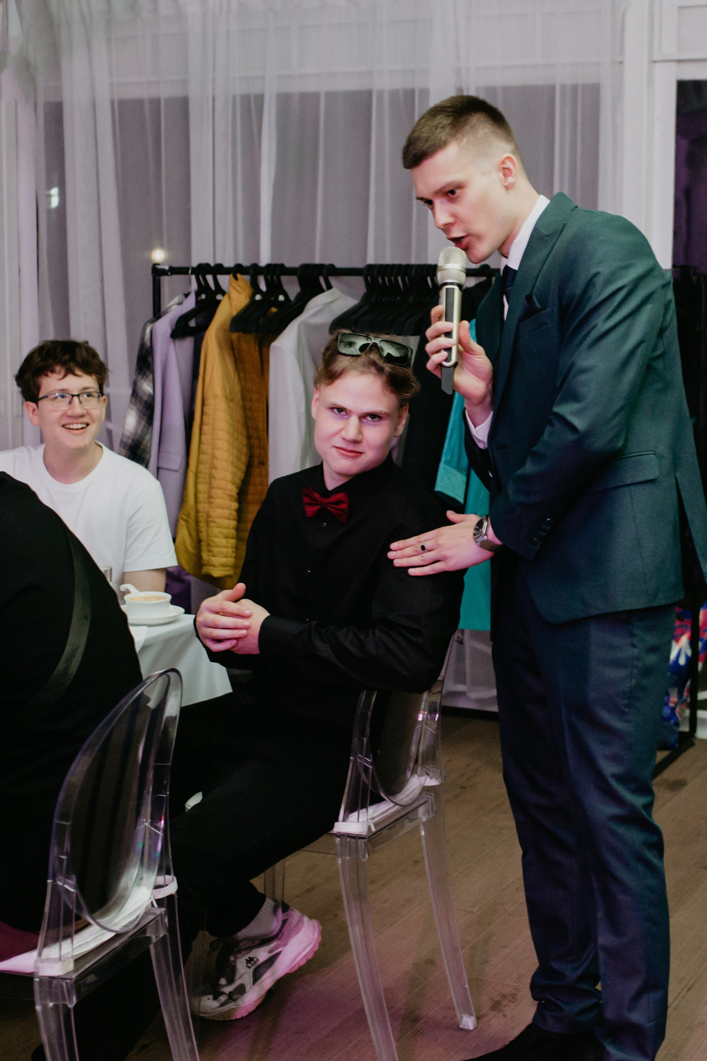 Выпускной 2025 (41 школа) 11 класс. Фотограф в Челябинске Ополихина Анна