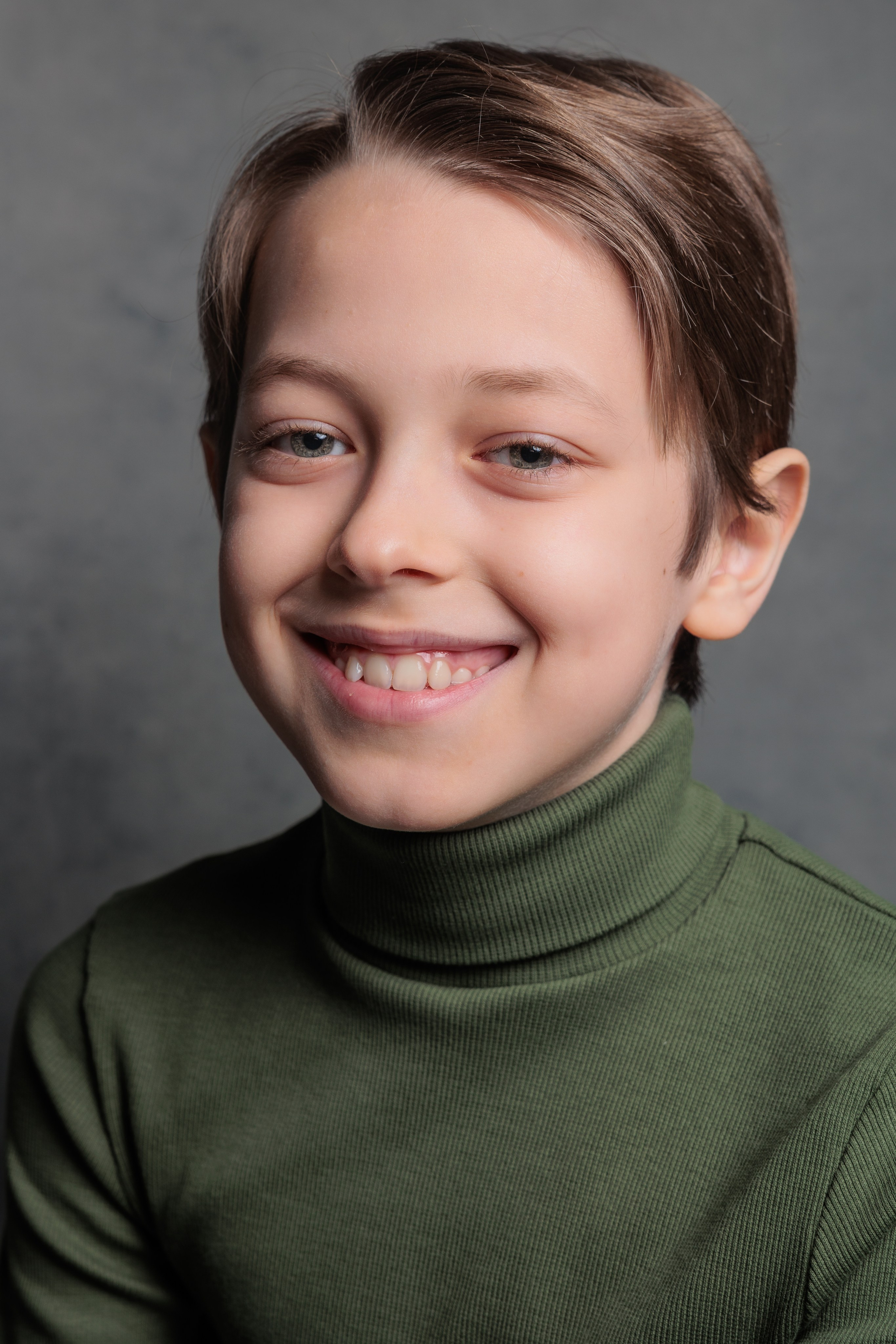 ЛЁША. Я фотограф из Москвы к Вашим услугам