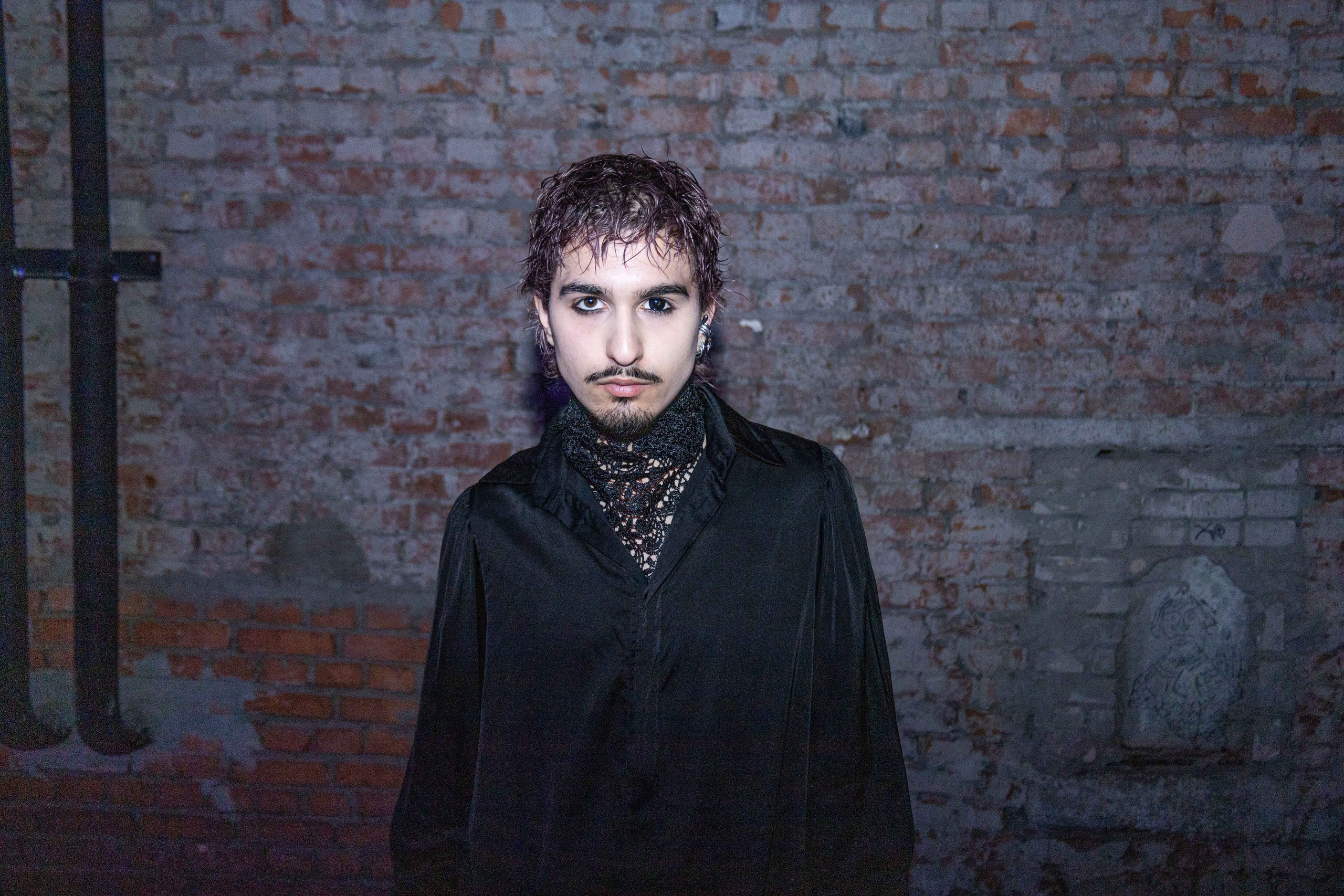 Auxi Backstage. VICTORIA SHU