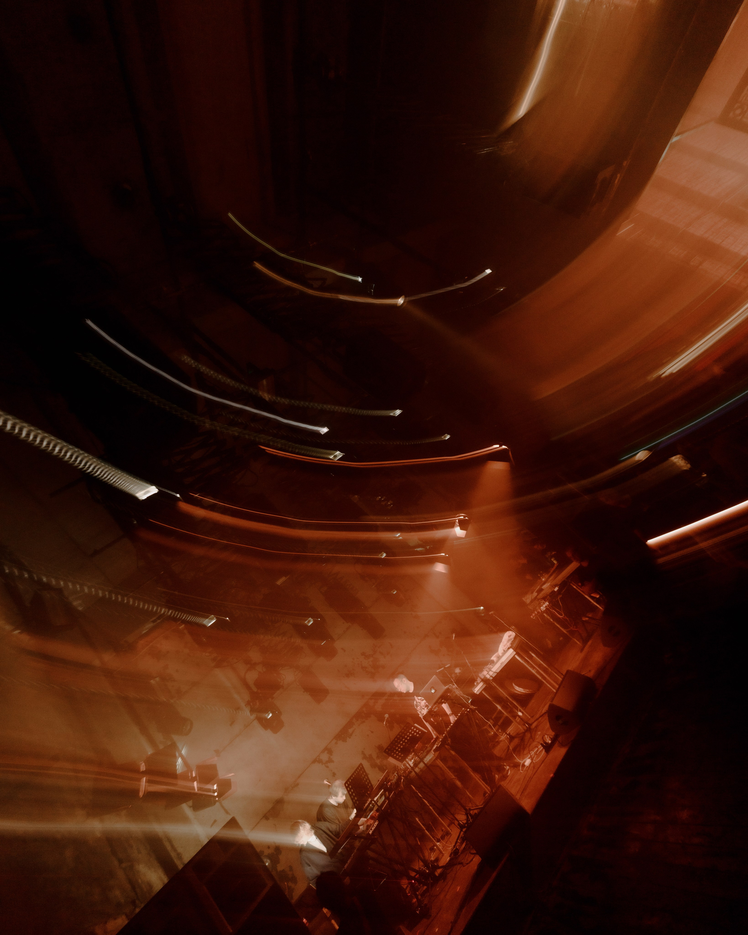 Outline 2024. @tomrus: Рустам Шагиморданов — фотограф