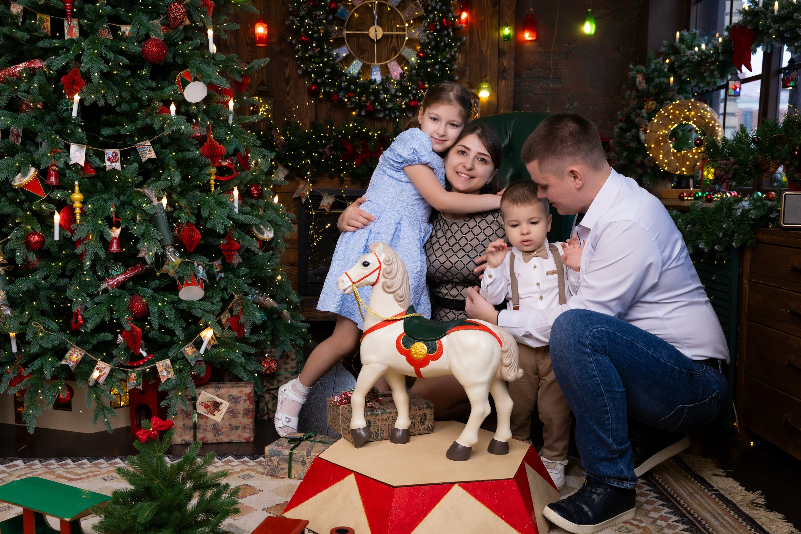 СЕМЕЙНАЯ НОВОГОДНЯЯ. Фотограф в Москве и Стамбуле. Мастер сказочных фотографий