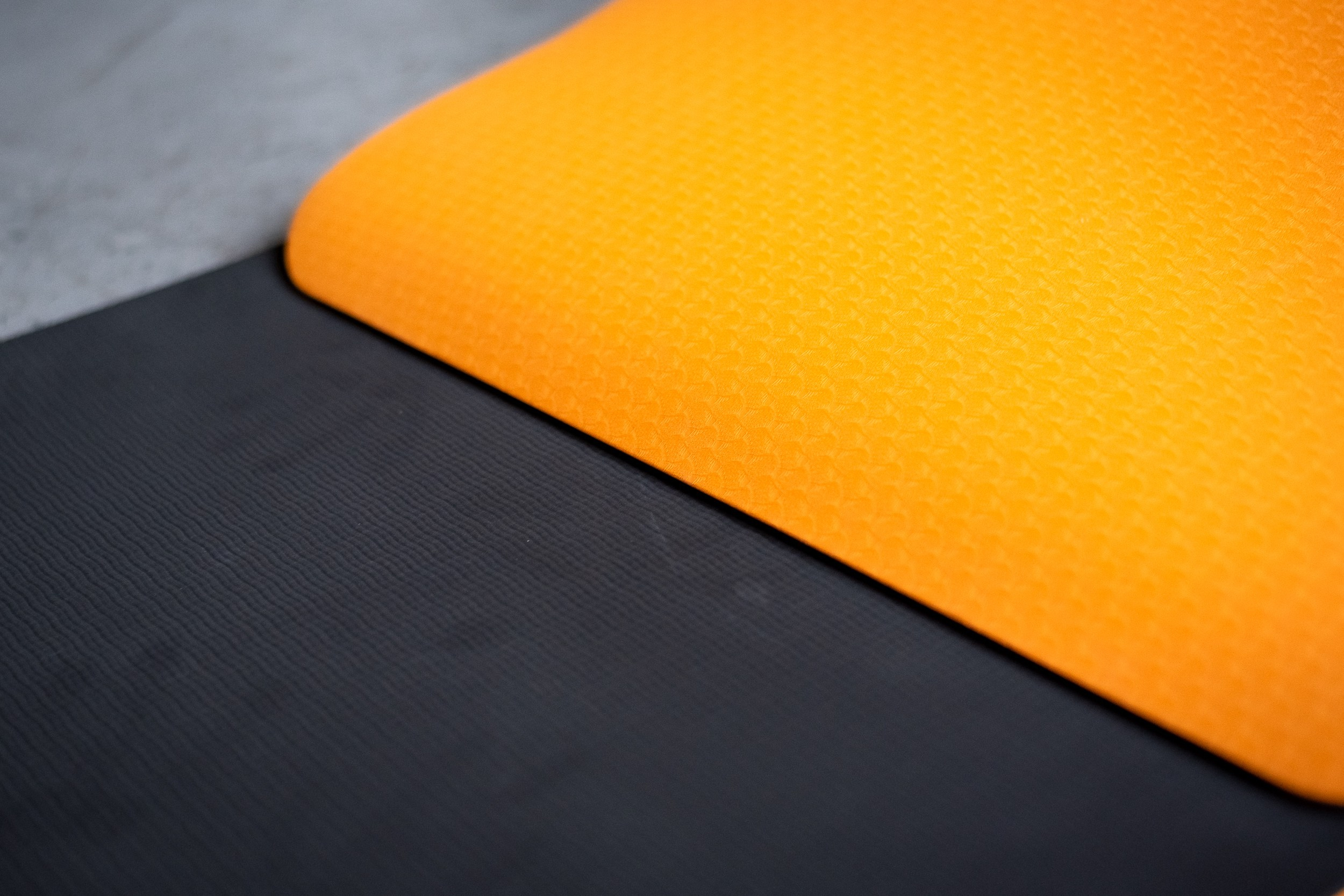 Фото для OZON коврики для йоги. КОНТЕНТ |БРЕНД фотограф Санкт-Петербург — Жанна Олтаржевская